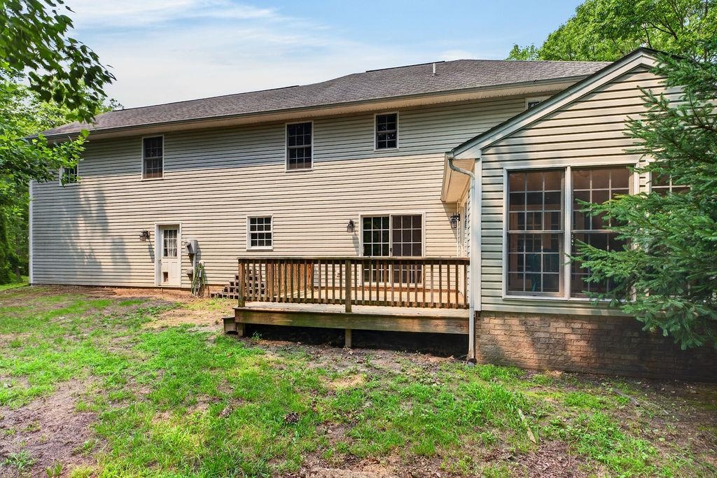 310 ARROWHEAD LN