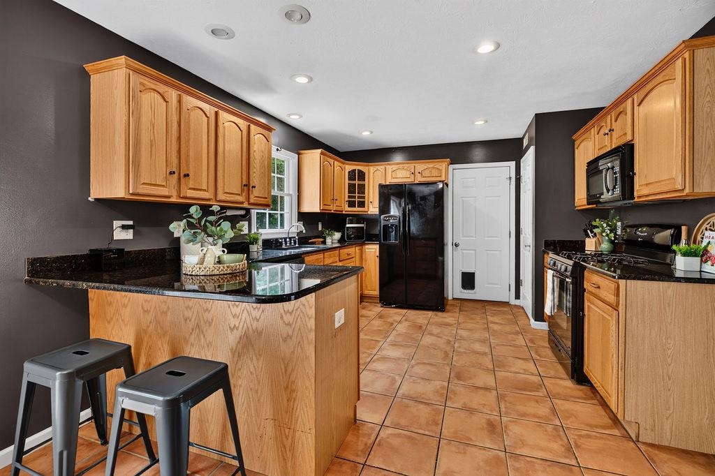 310 ARROWHEAD LN