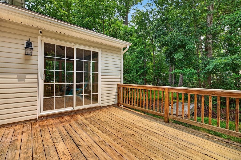 310 ARROWHEAD LN