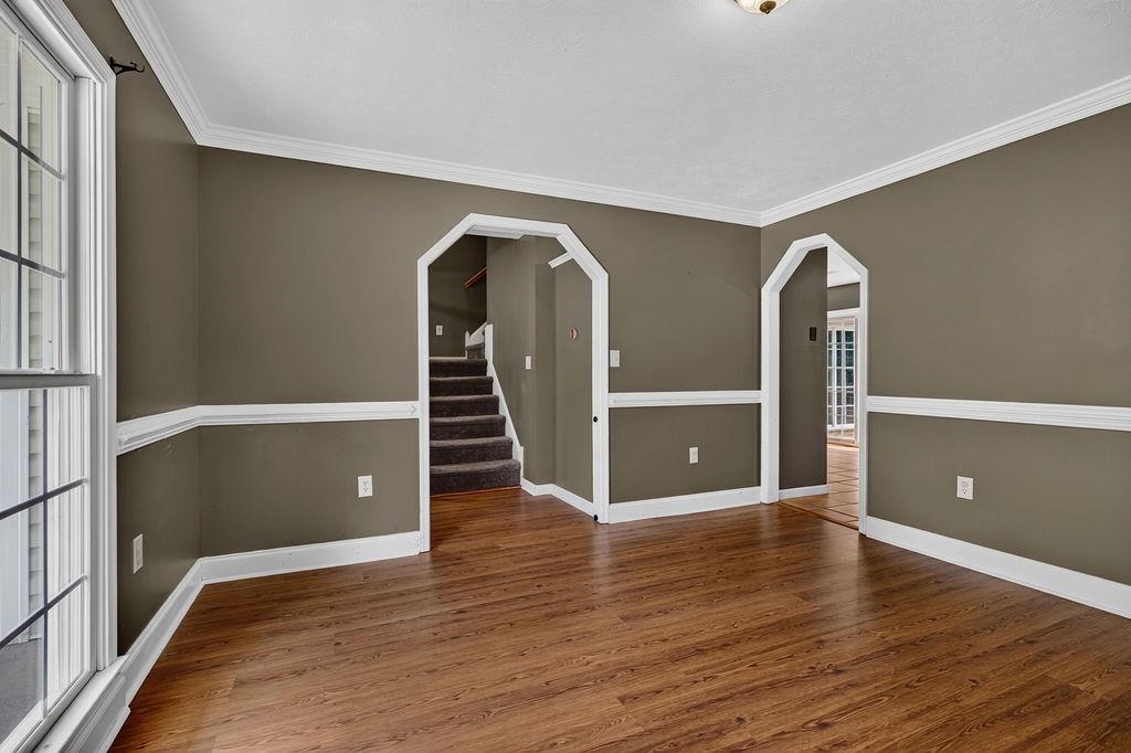 310 ARROWHEAD LN