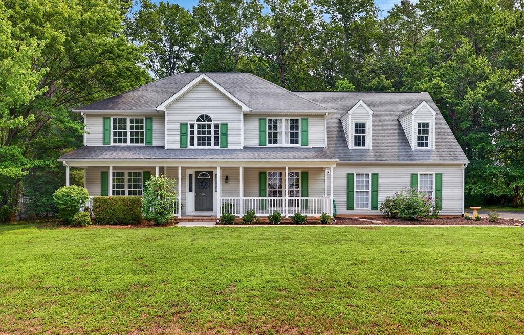 310 ARROWHEAD LN
