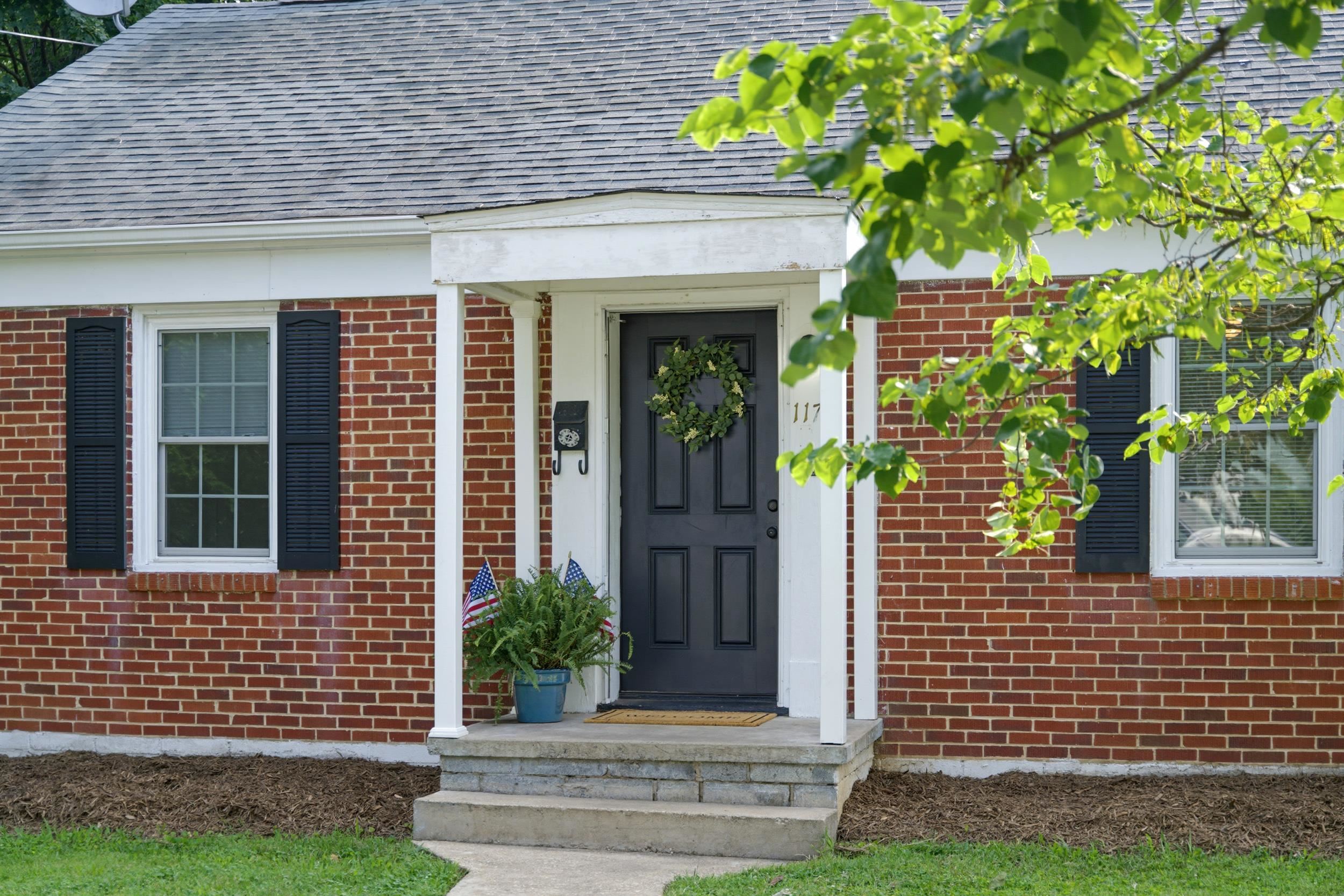 117 RIVER RD