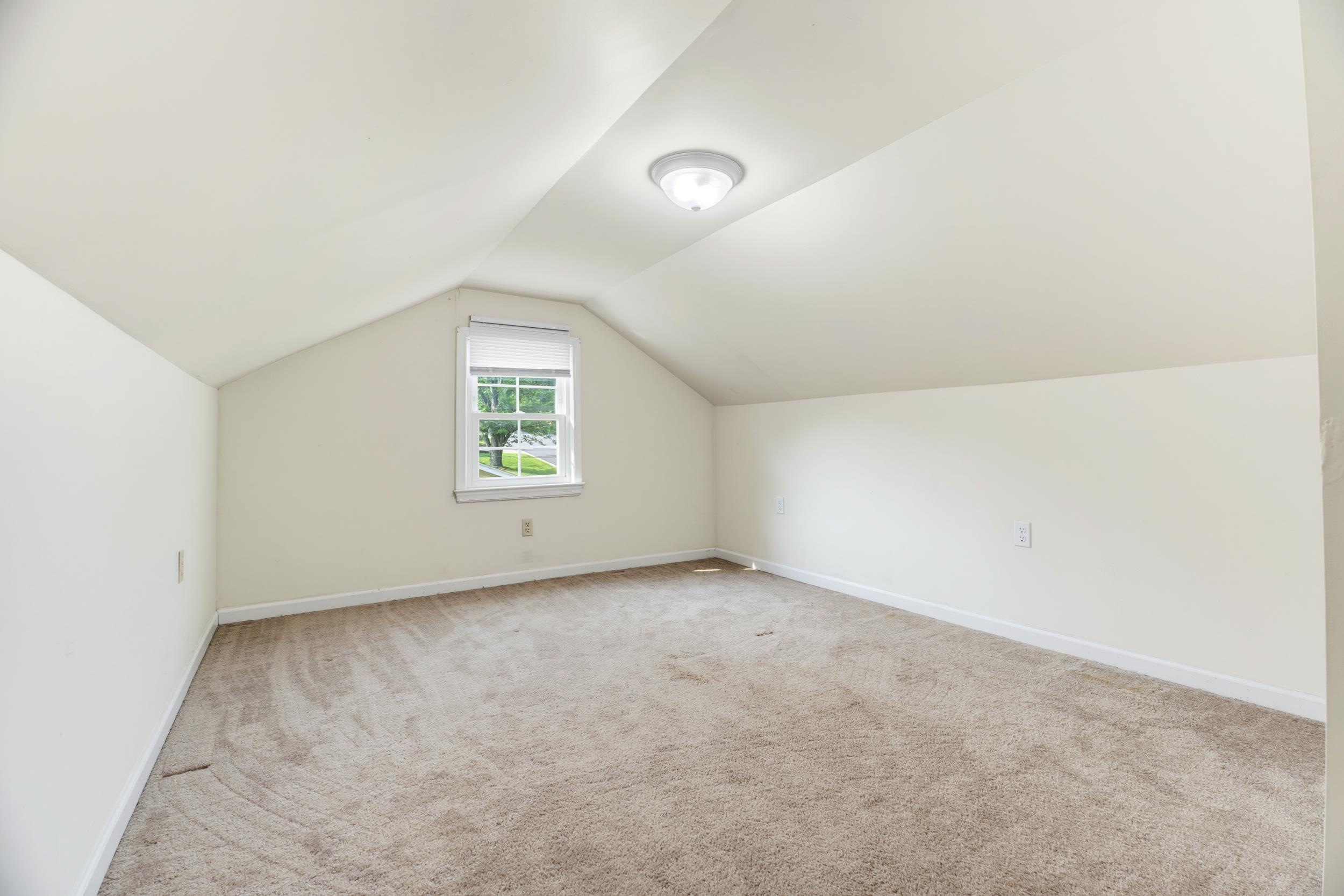 117 RIVER RD