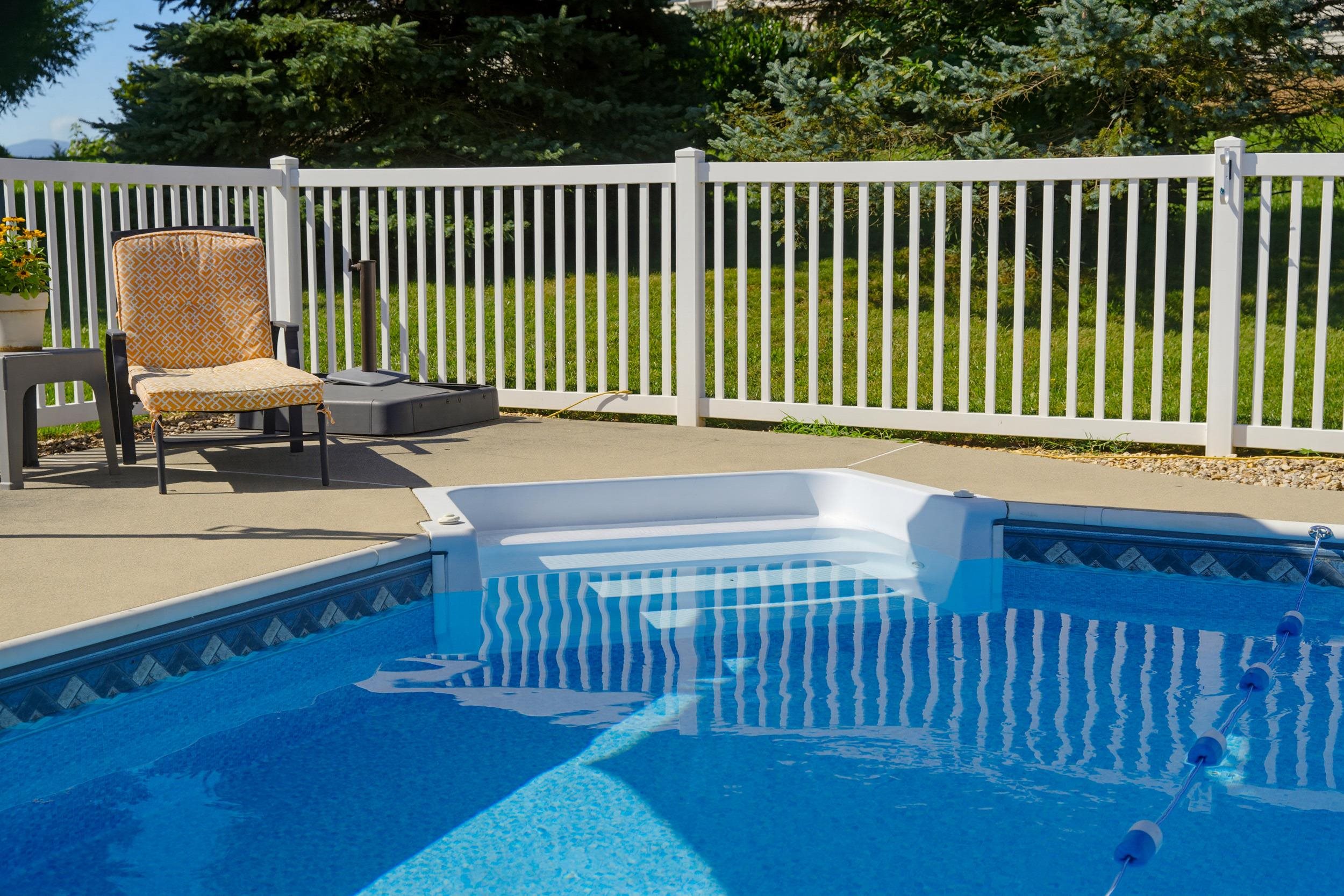 21 AMELIA DR