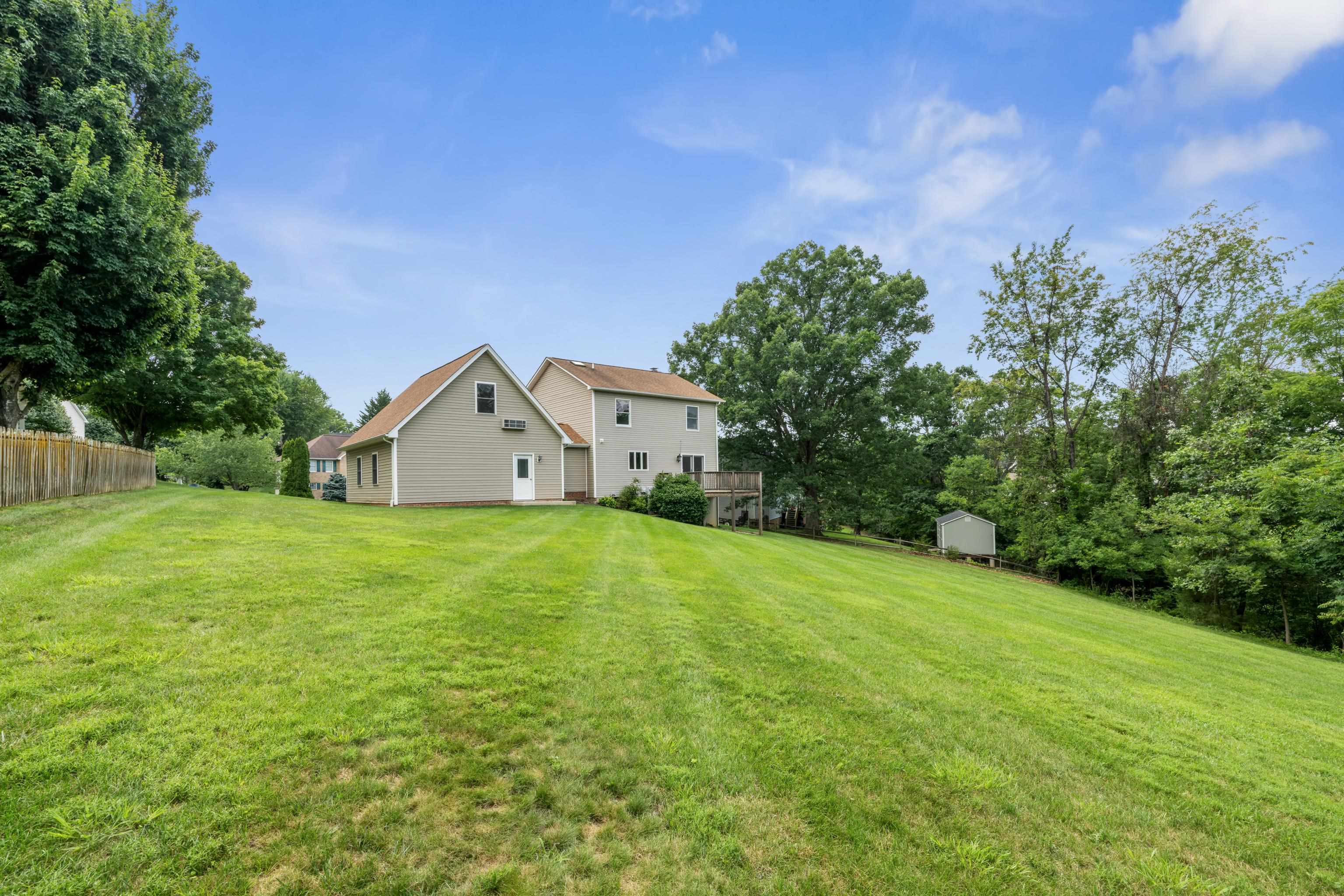 36 PAMBROOK DR