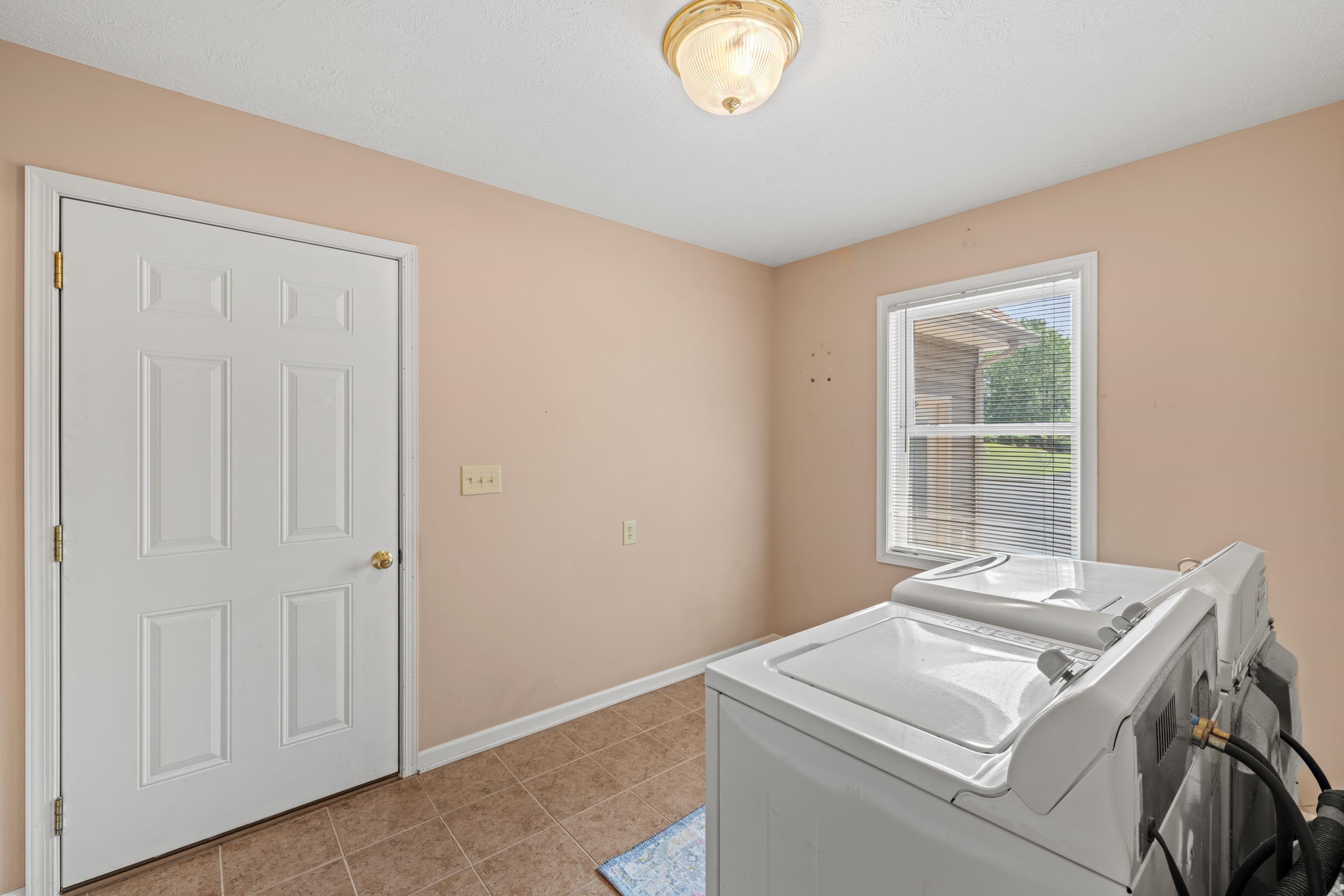 36 PAMBROOK DR
