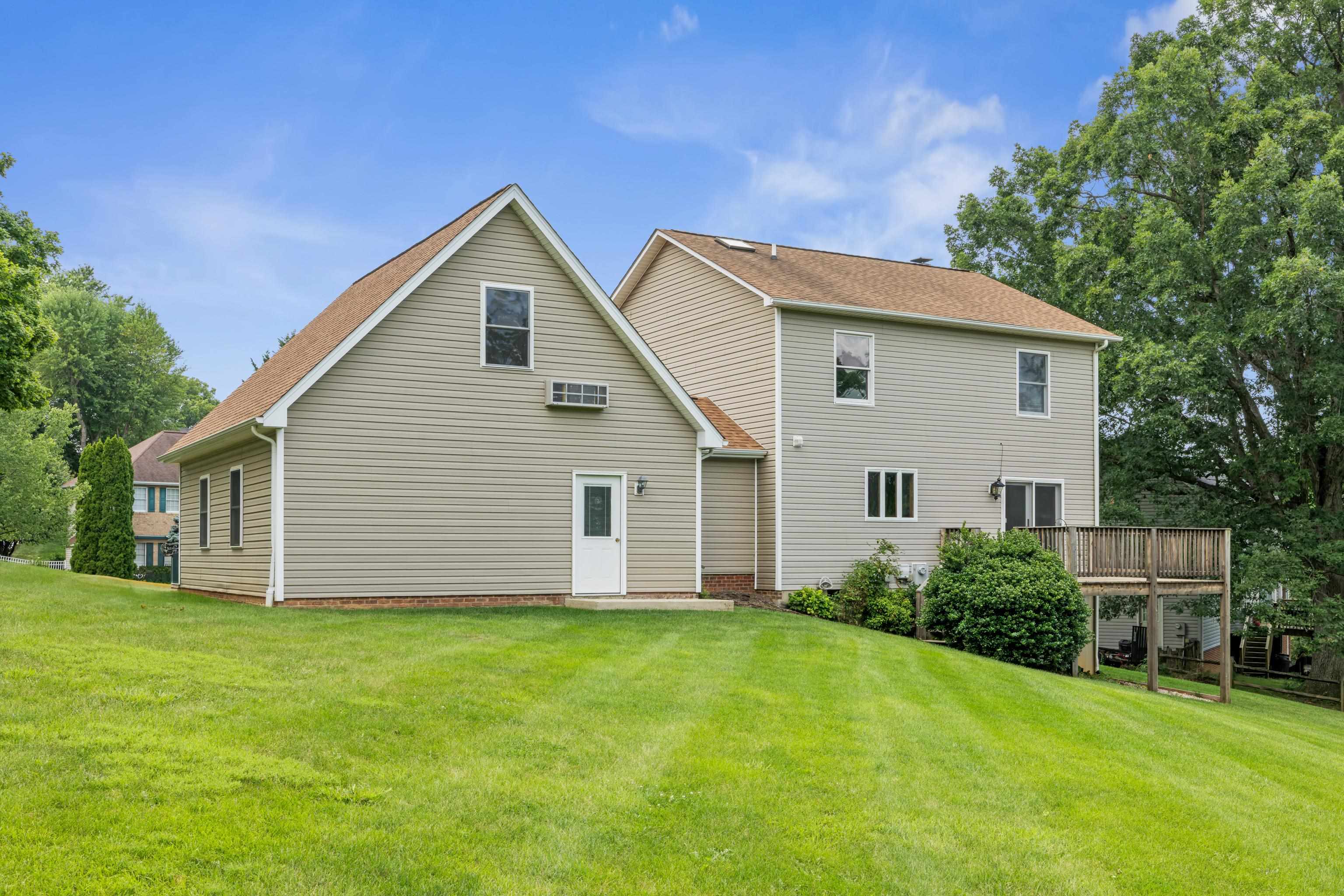 36 PAMBROOK DR