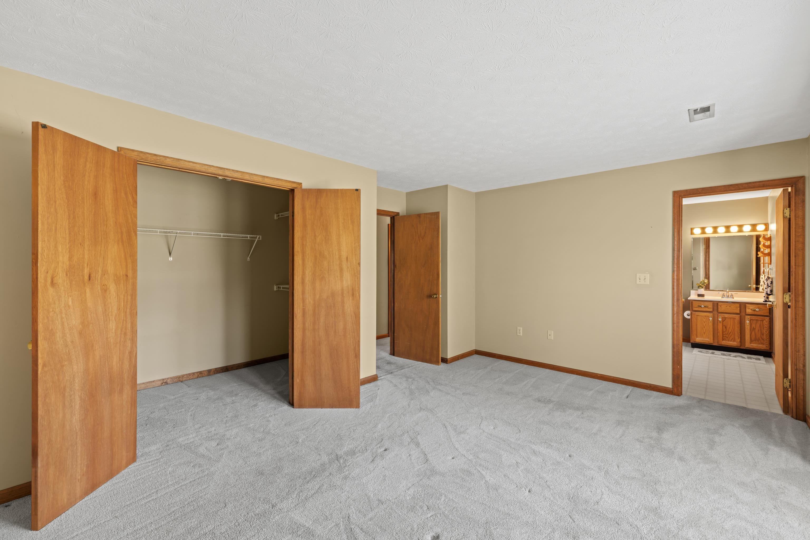 36 PAMBROOK DR