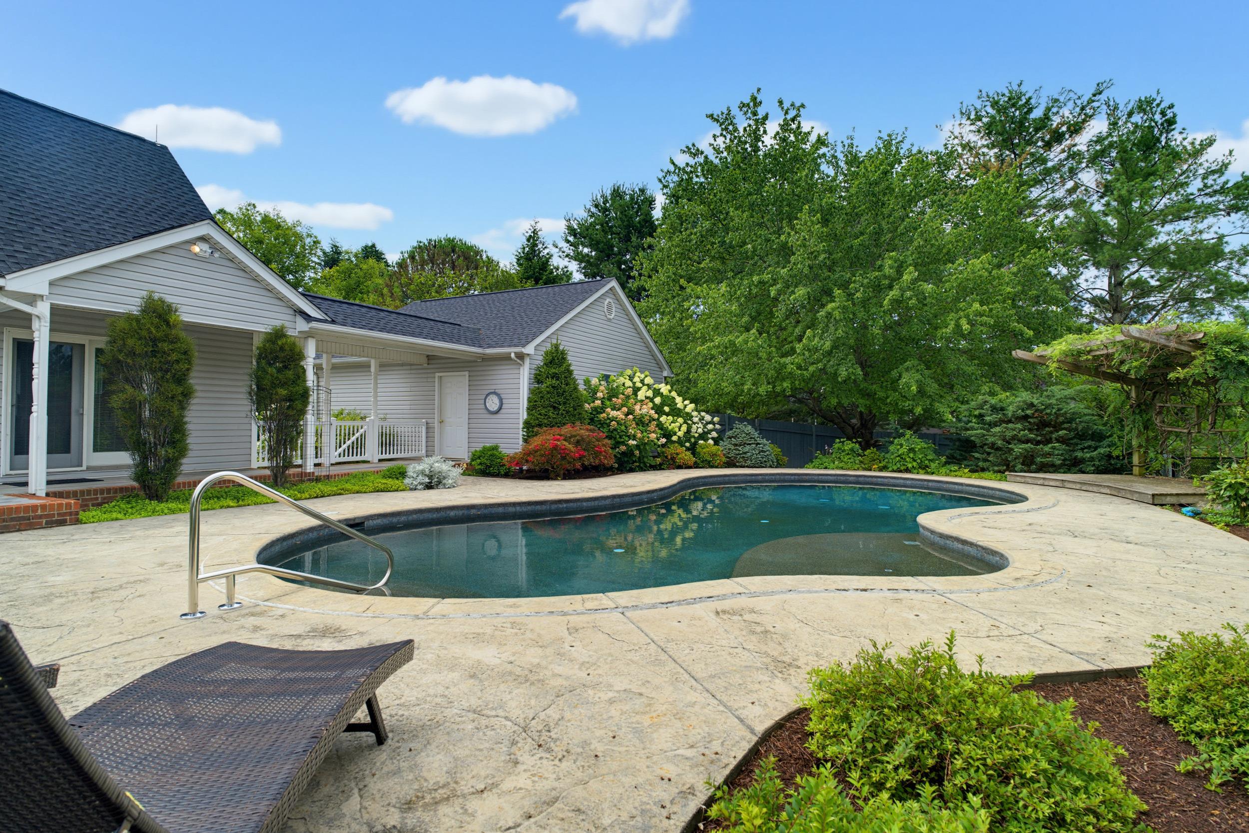 455 WHITE OAK GAP RD