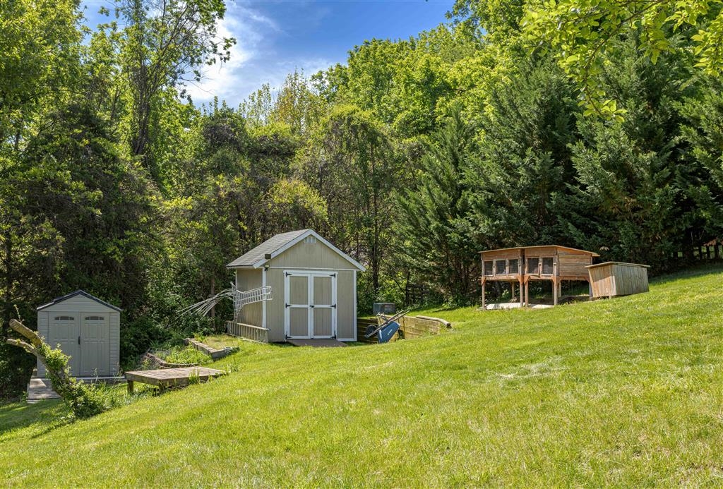 94 CEDAR CREEK LN