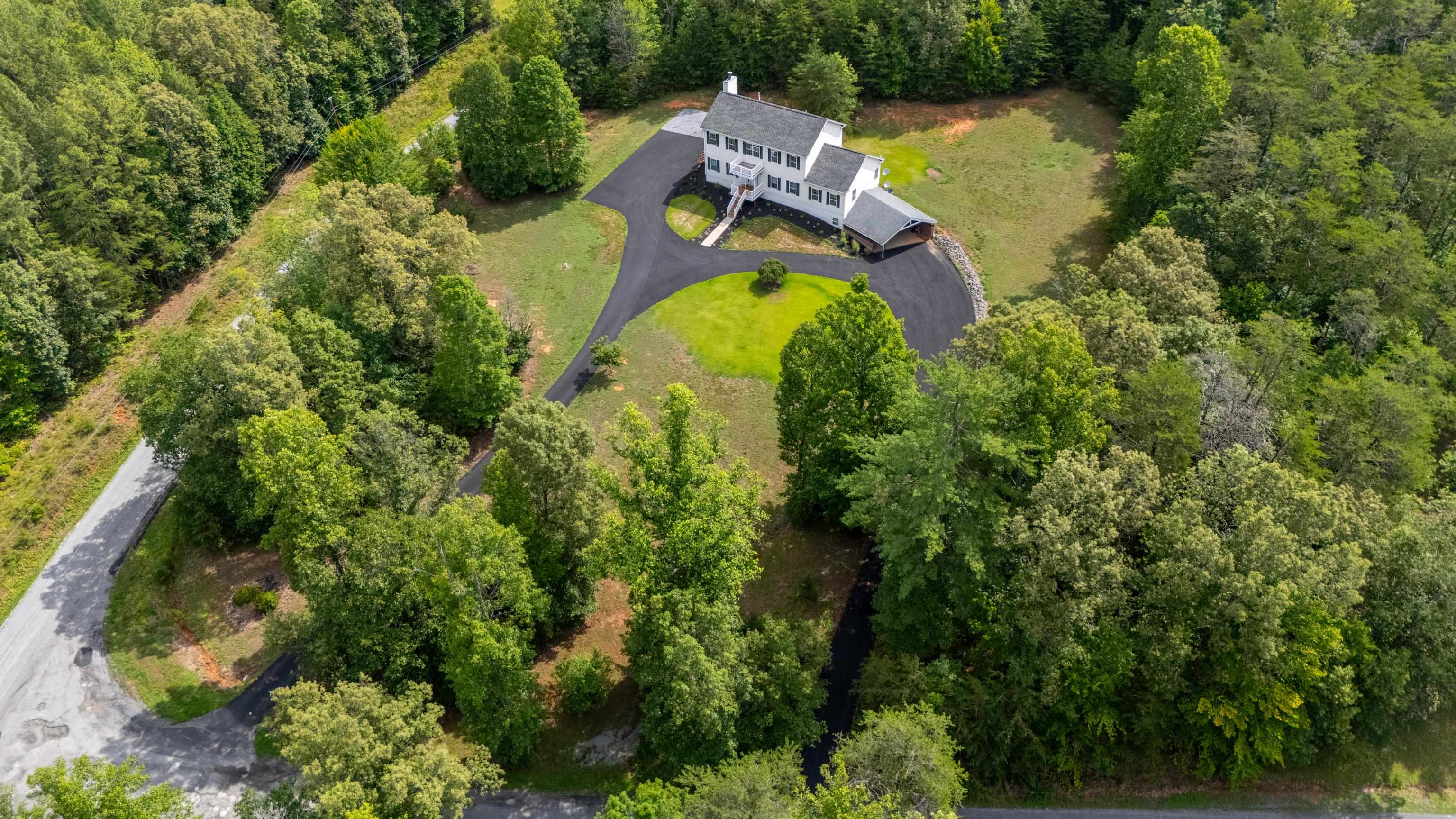 17 PINE RIDGE RD