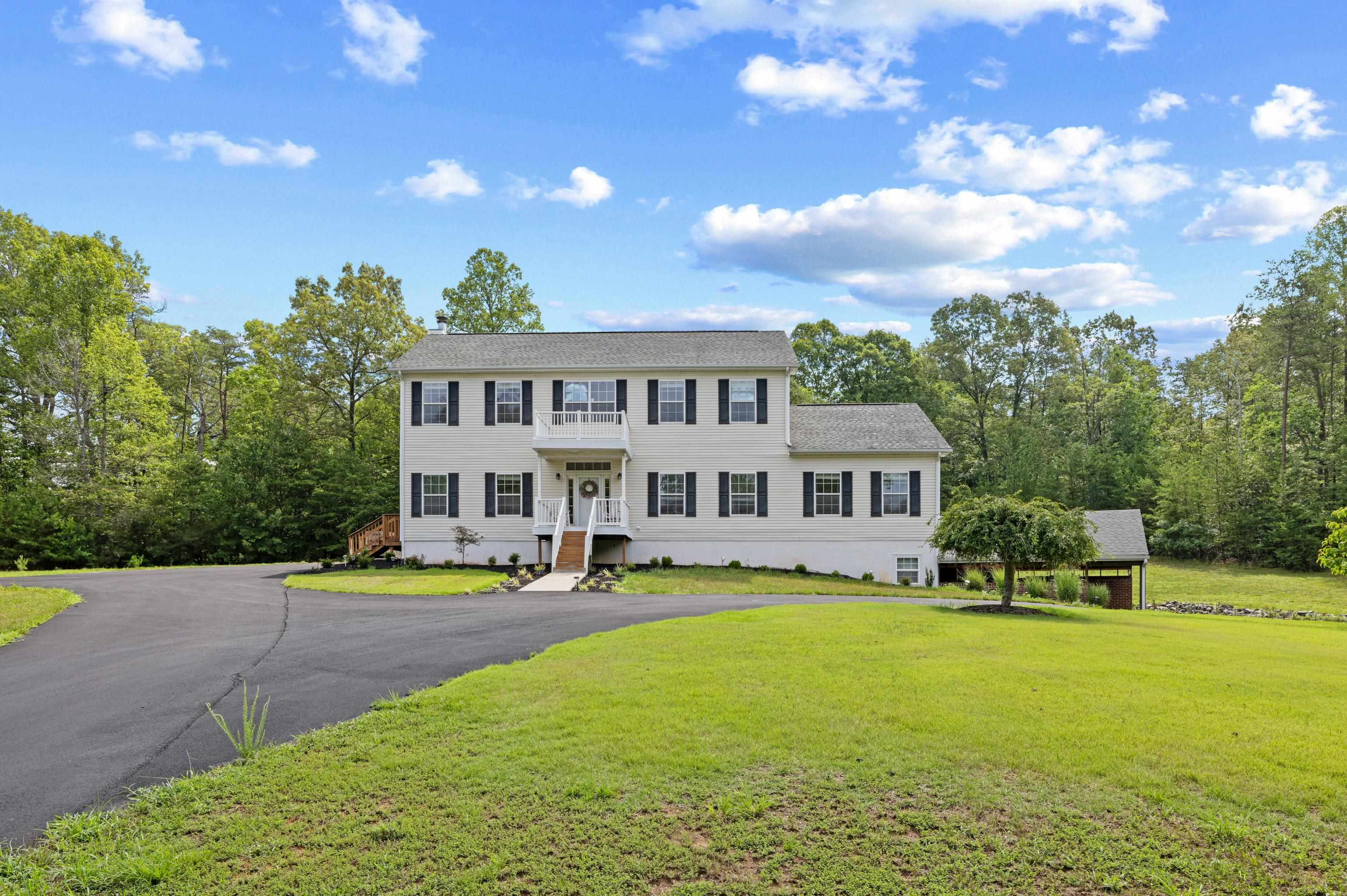 17 PINE RIDGE RD