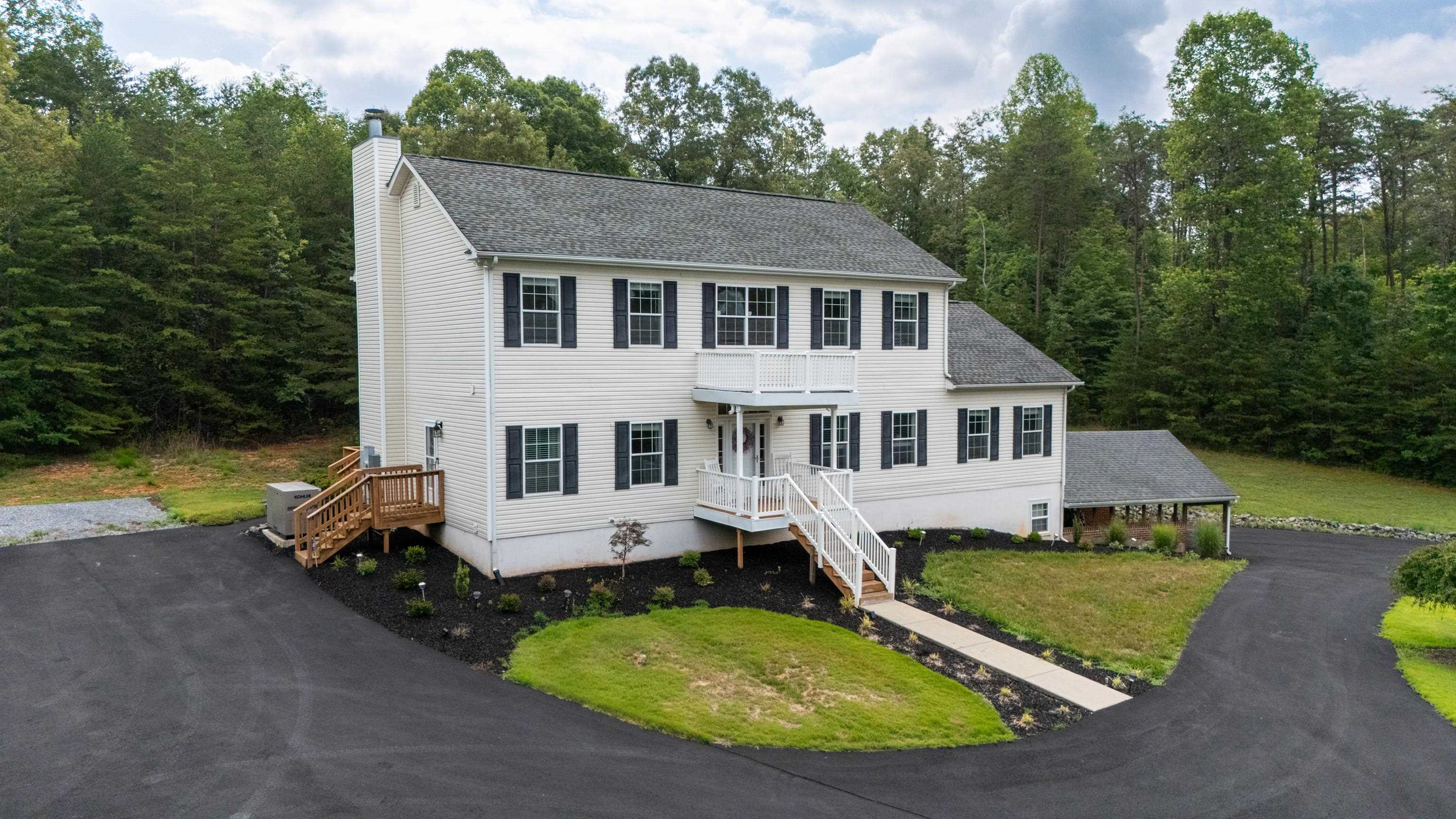 17 PINE RIDGE RD