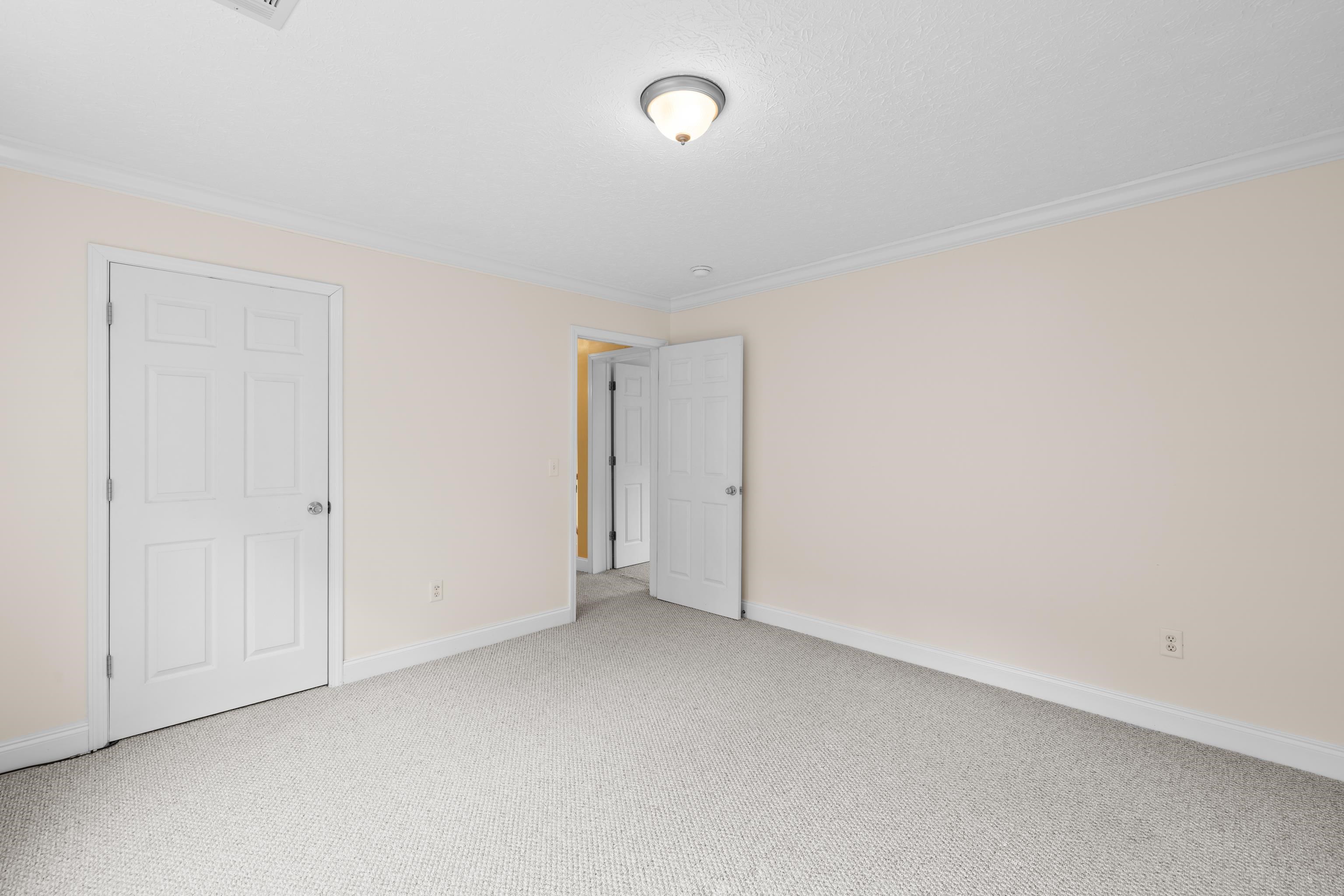 17 PINE RIDGE RD