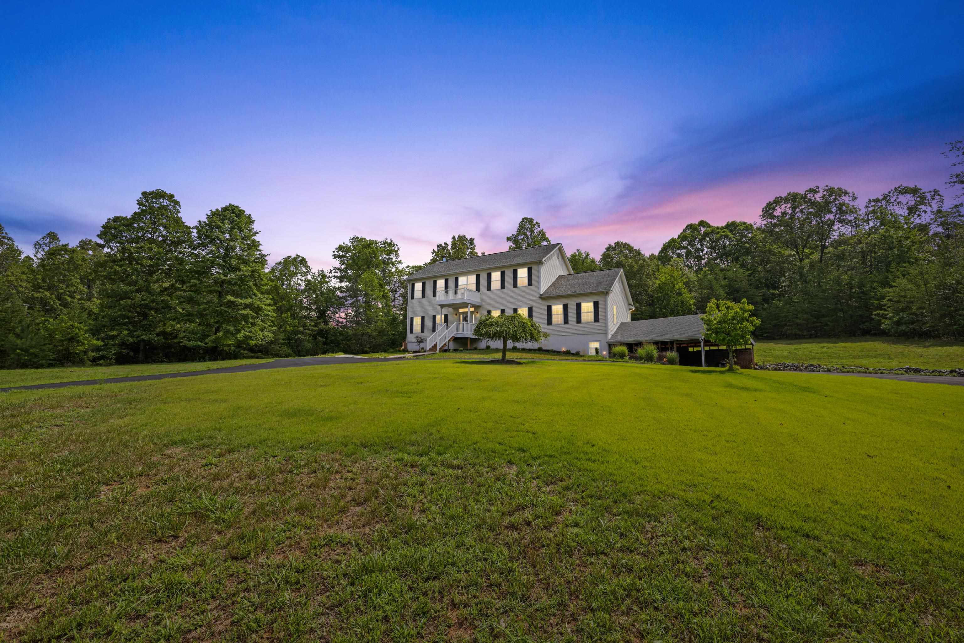 17 PINE RIDGE RD