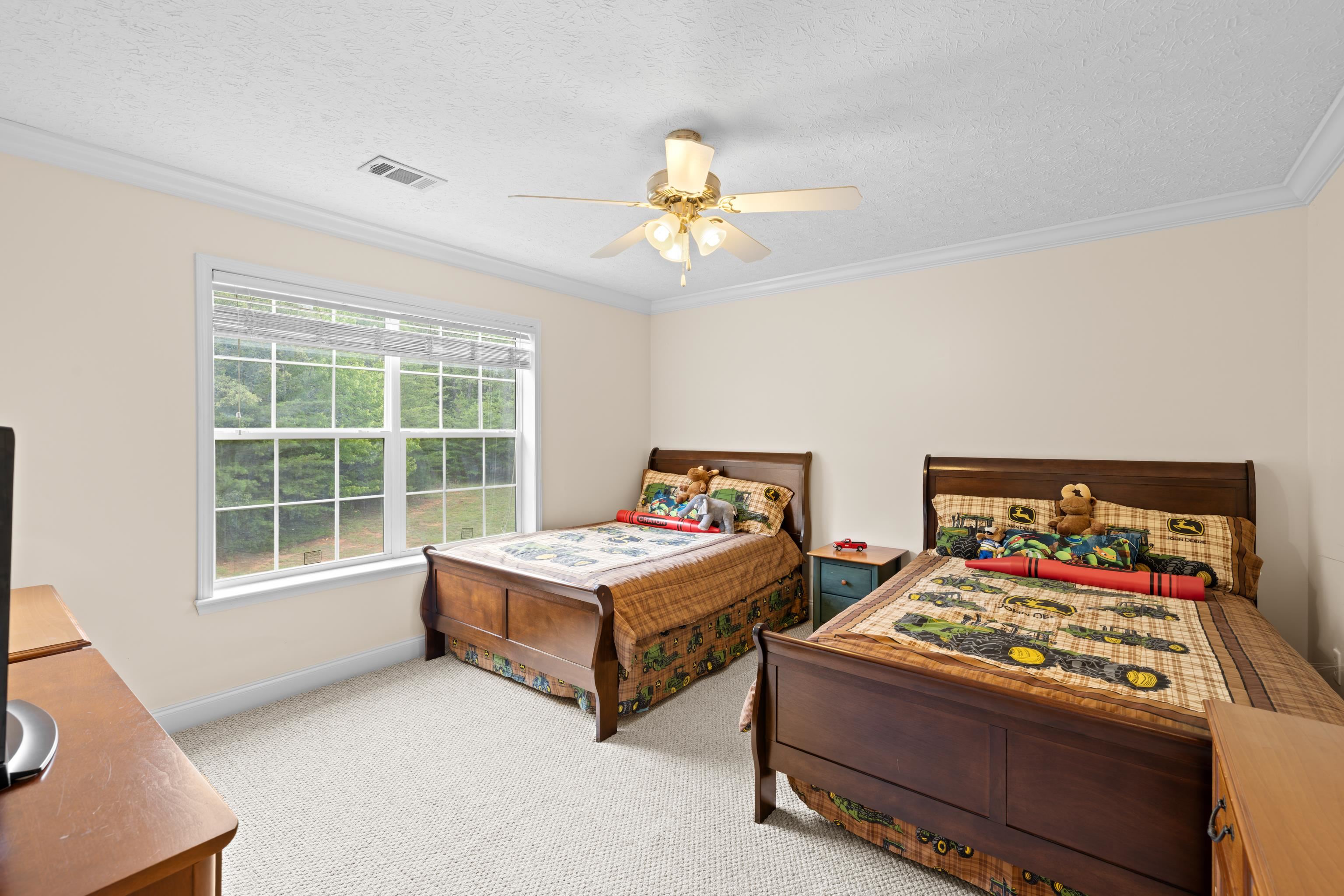 17 PINE RIDGE RD