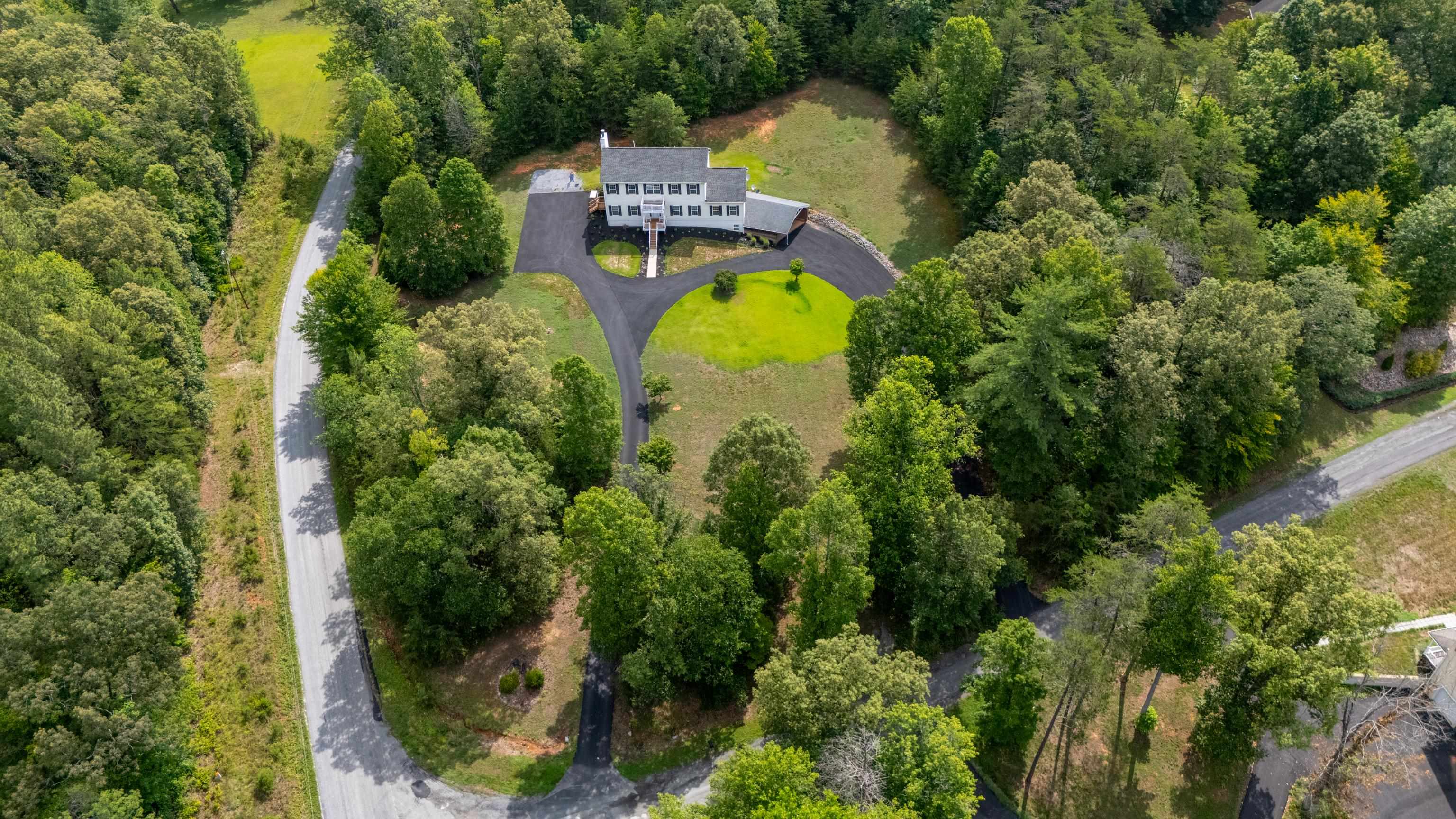 17 PINE RIDGE RD