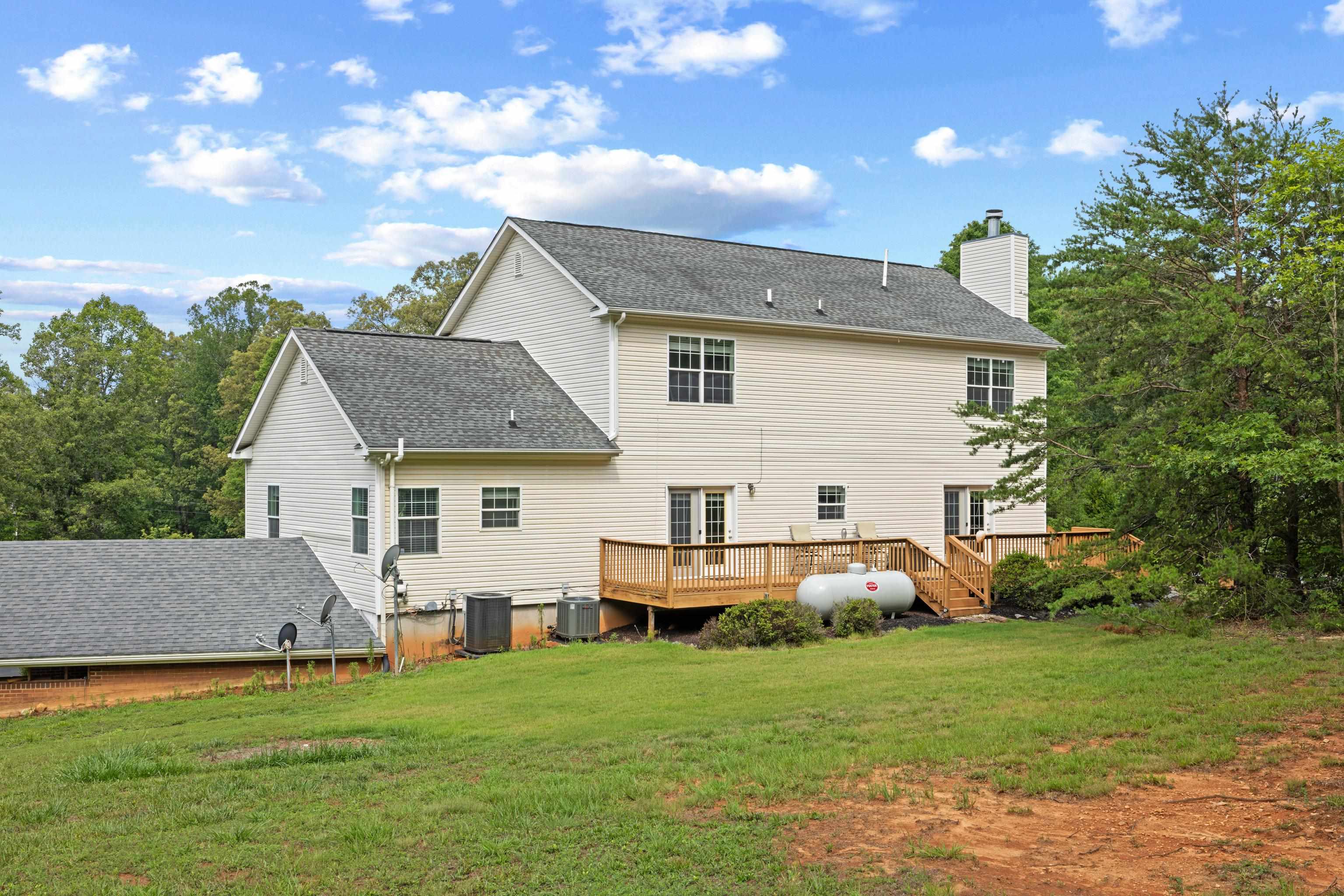 17 PINE RIDGE RD