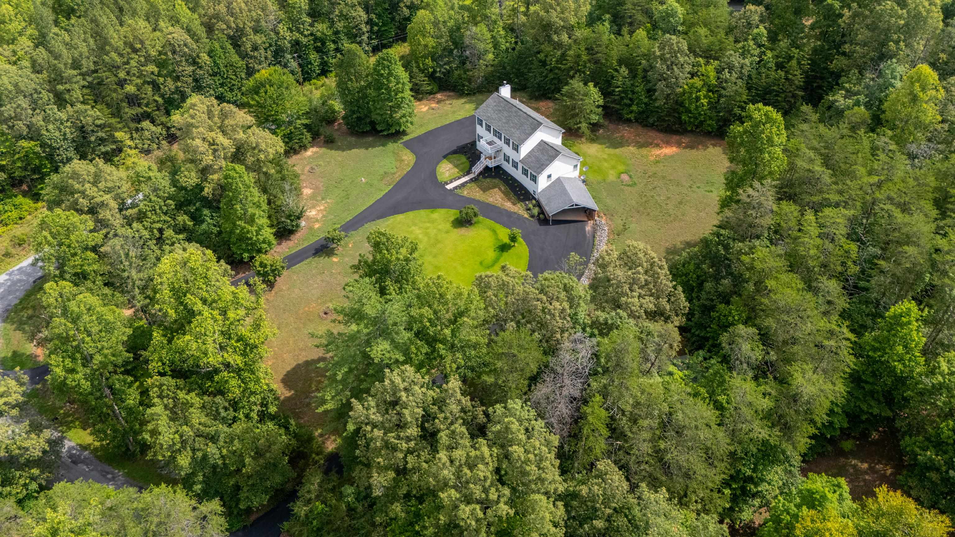 17 PINE RIDGE RD