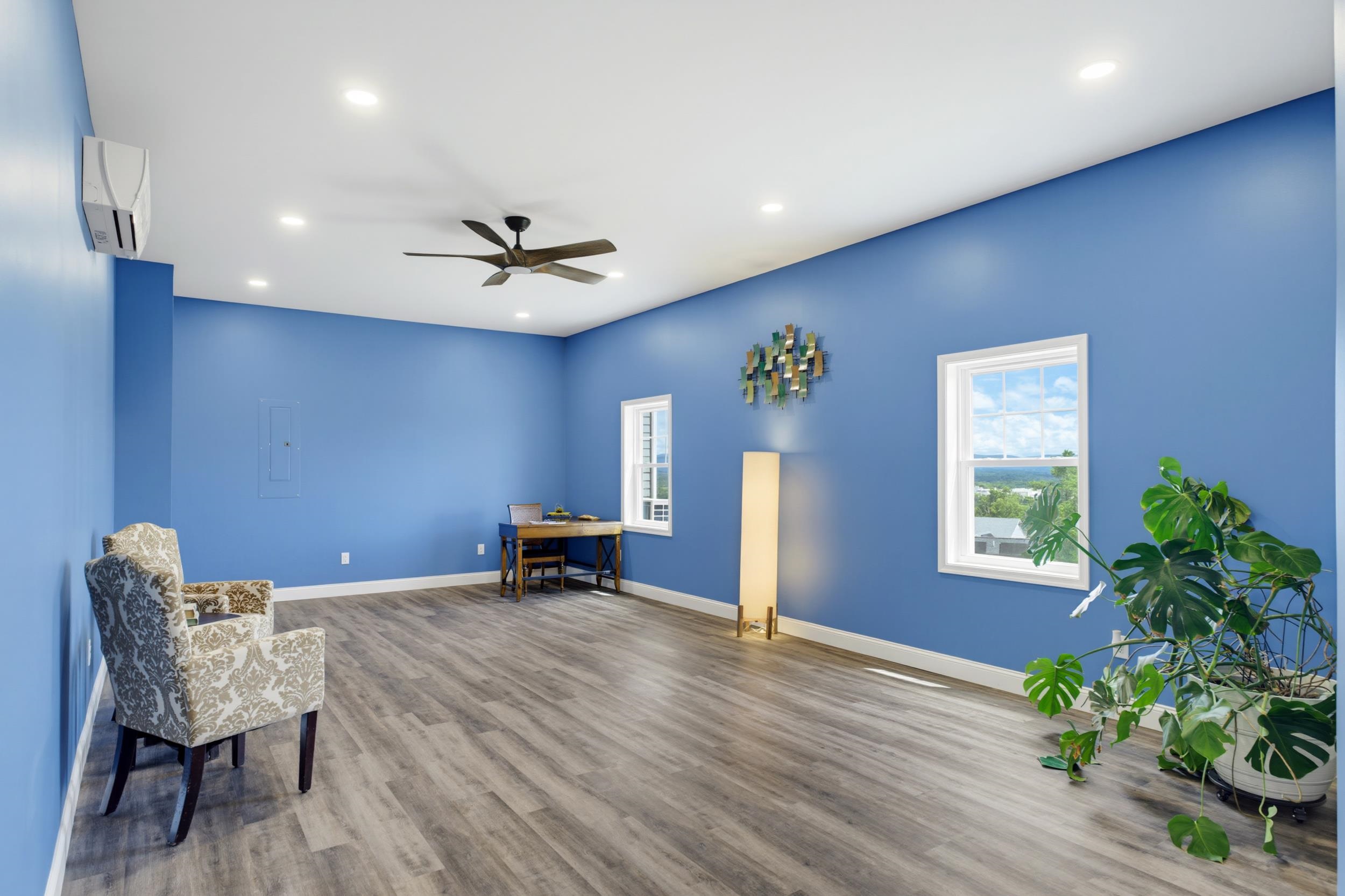 128 CHAMBERLAIN DR