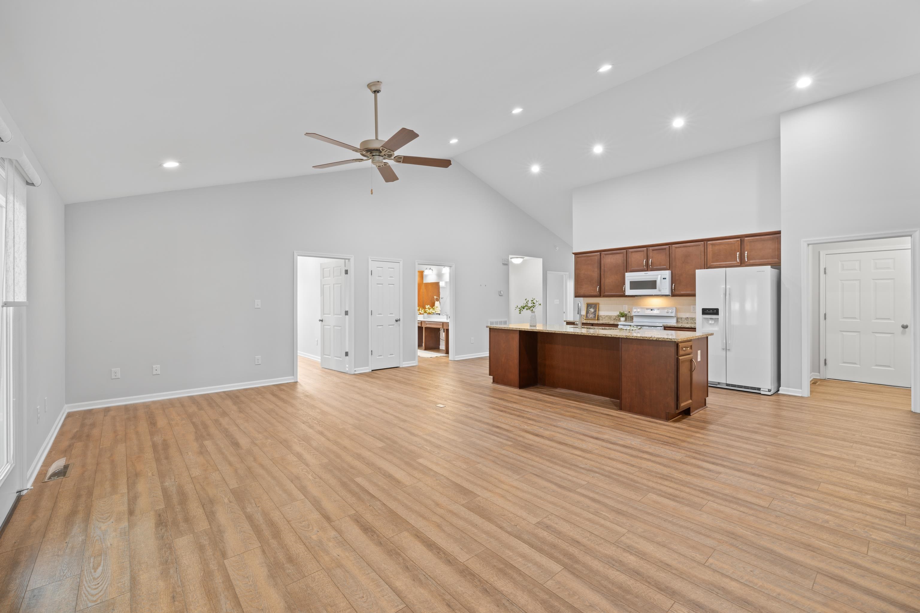 152 LANGLEY DR