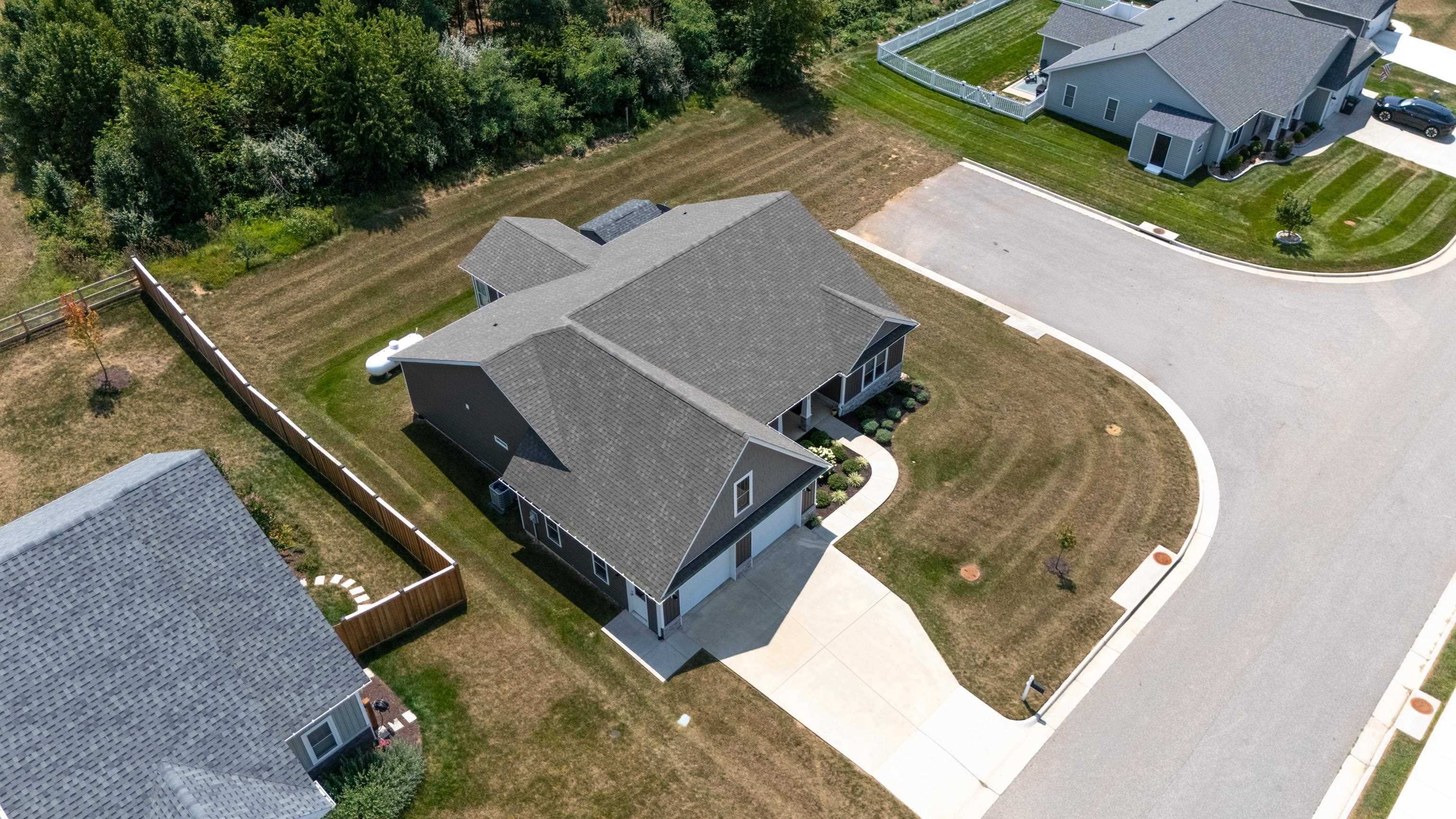 152 LANGLEY DR
