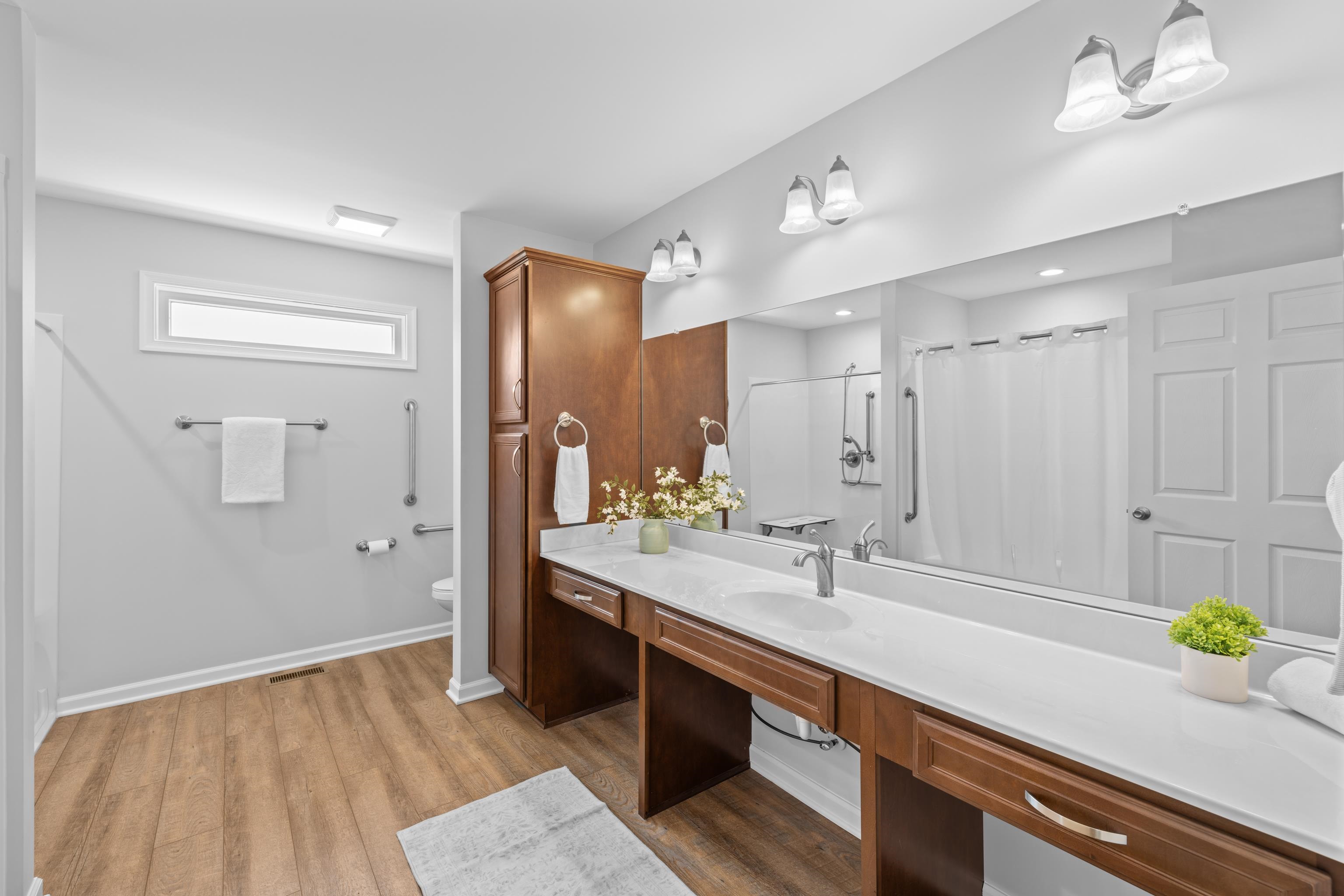 152 LANGLEY DR