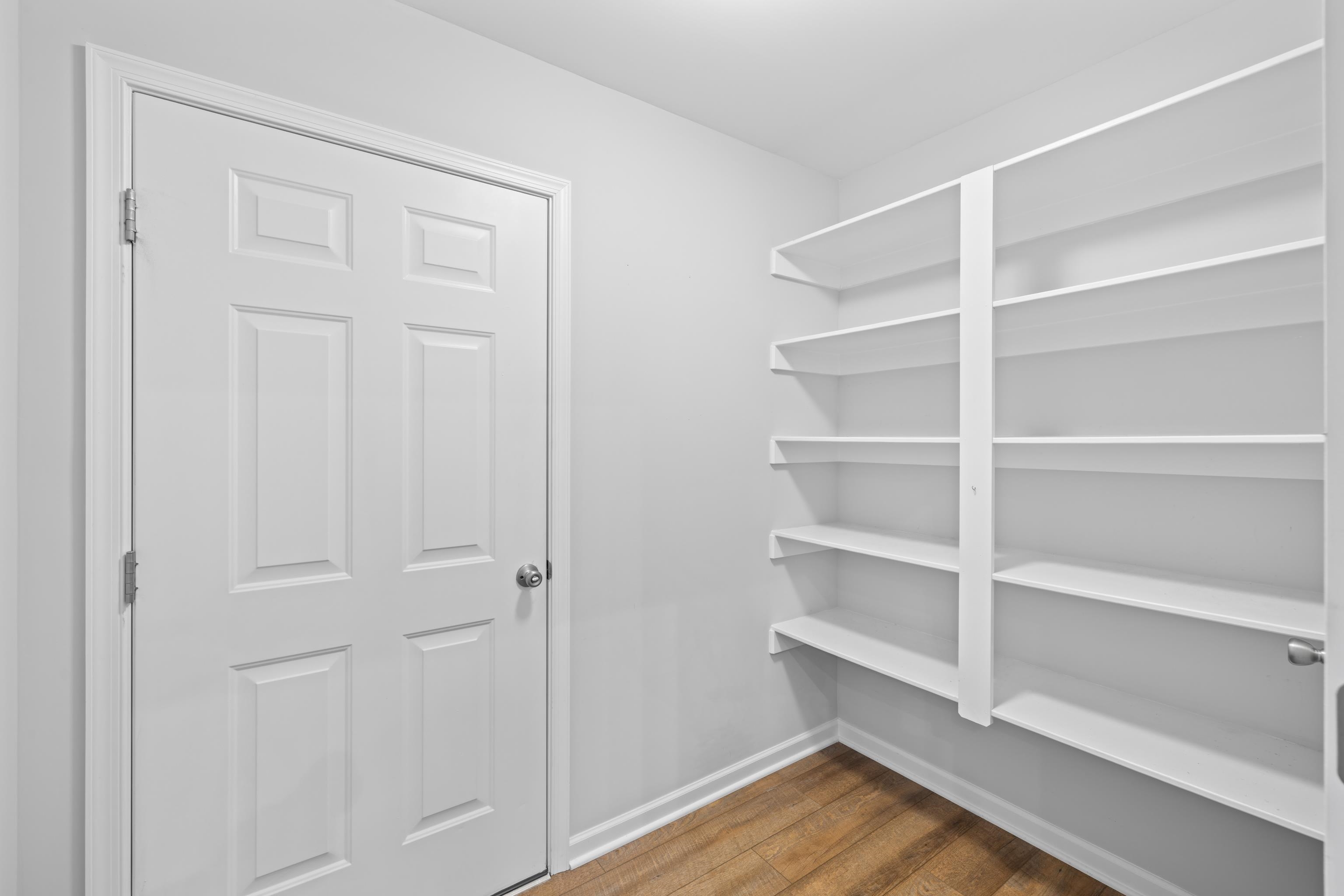 152 LANGLEY DR