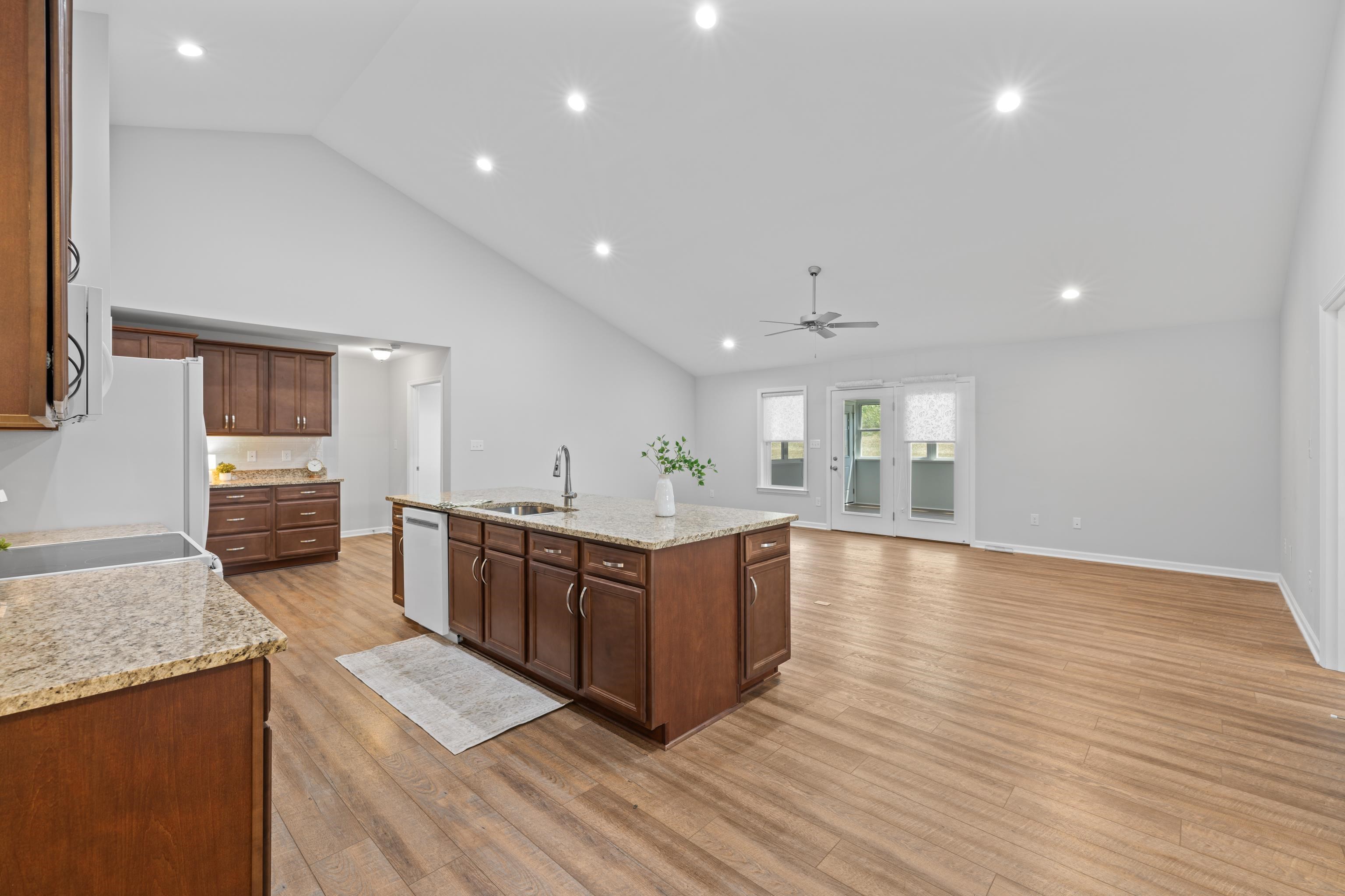 152 LANGLEY DR