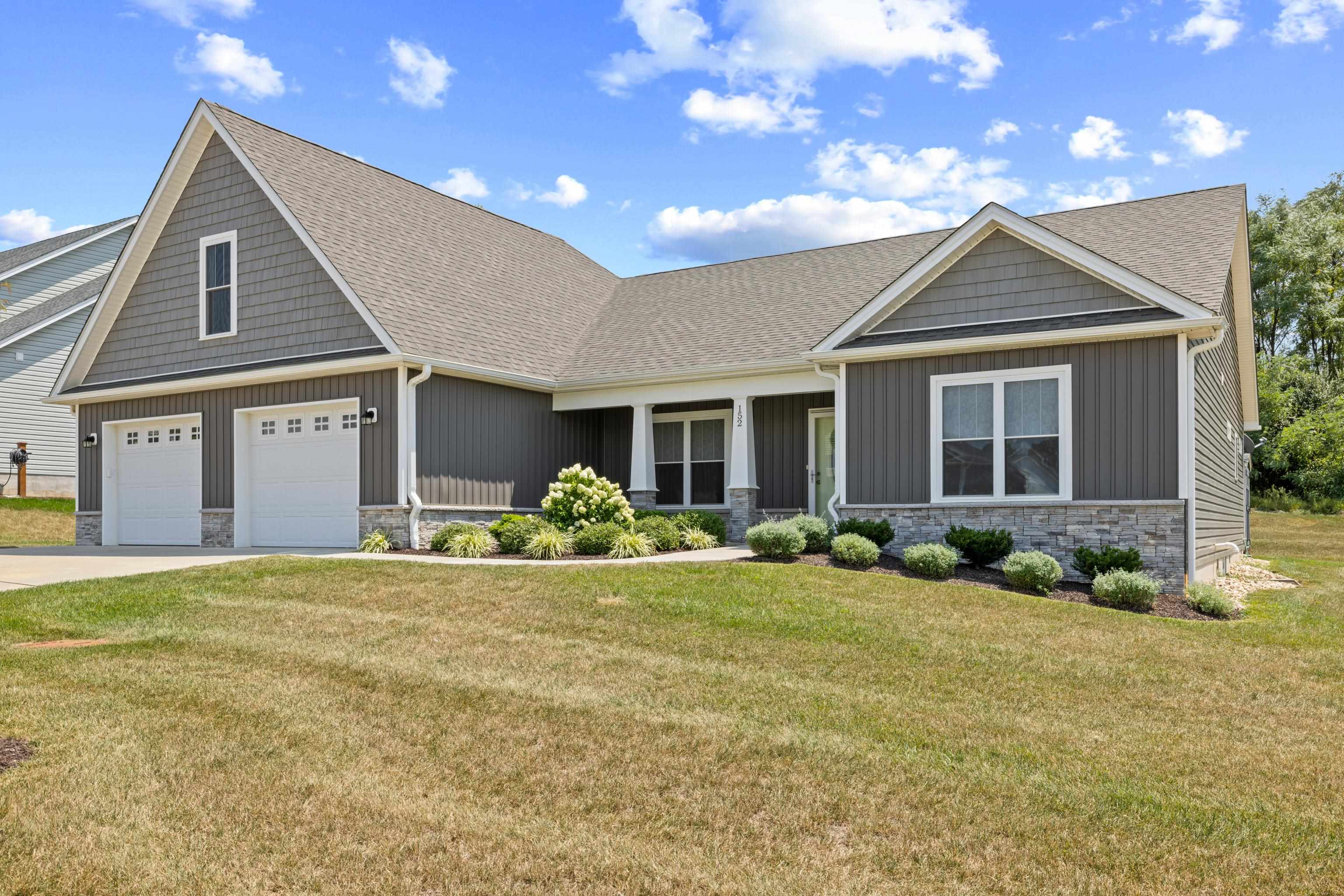 152 LANGLEY DR