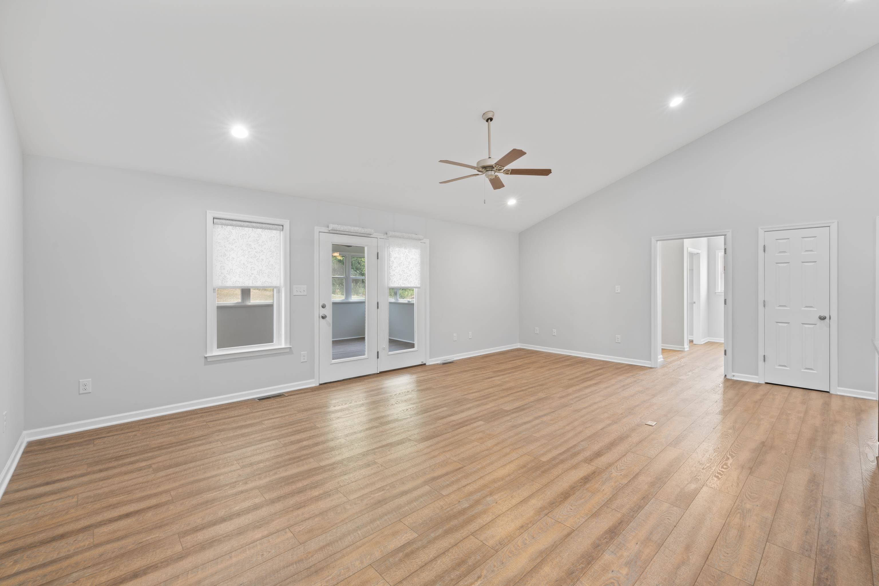 152 LANGLEY DR