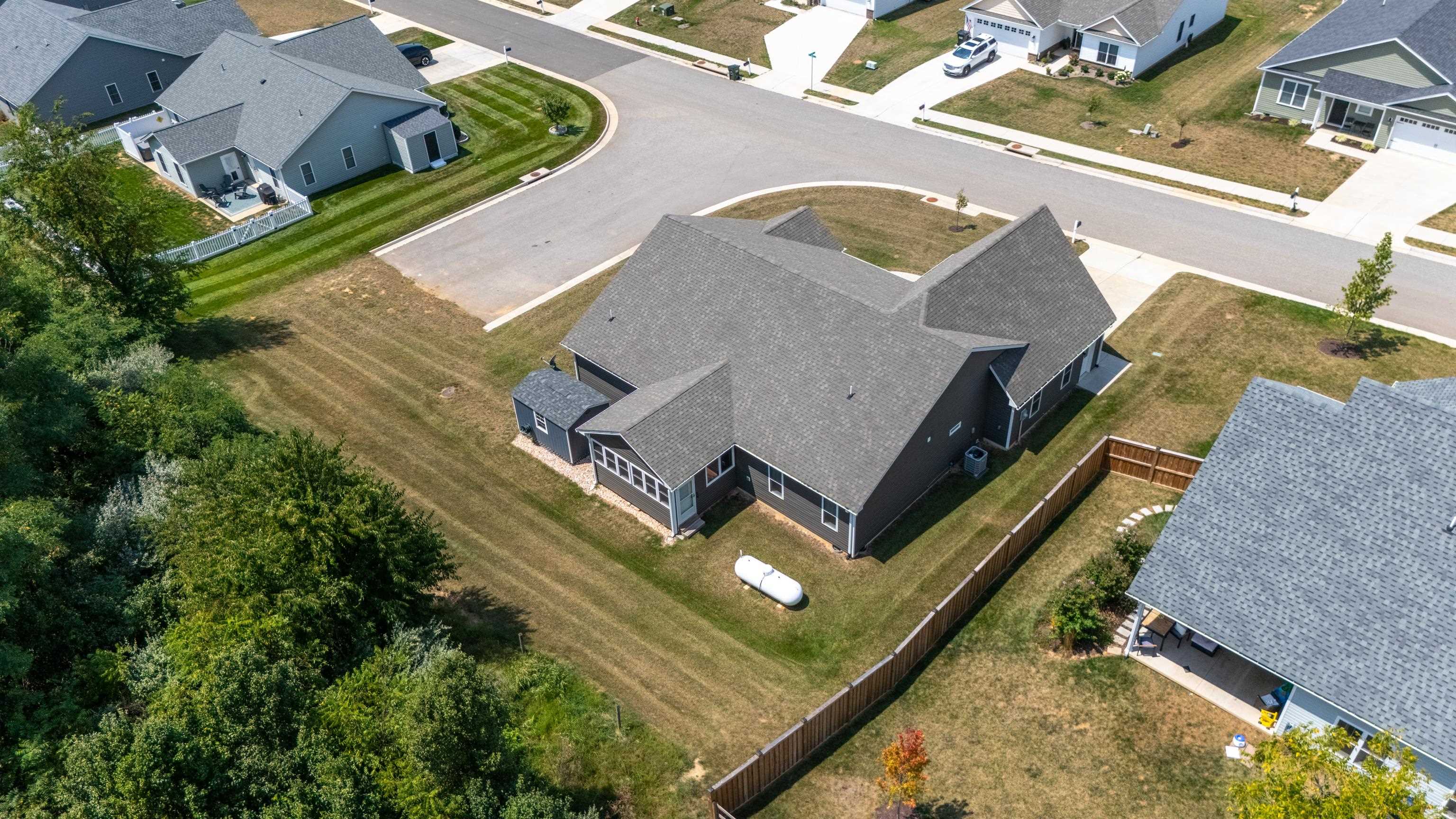152 LANGLEY DR