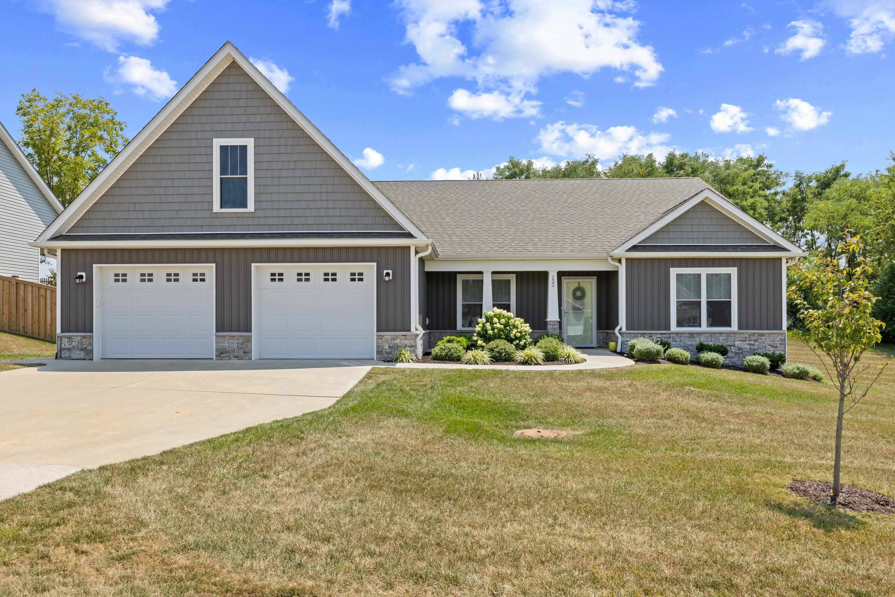 152 LANGLEY DR