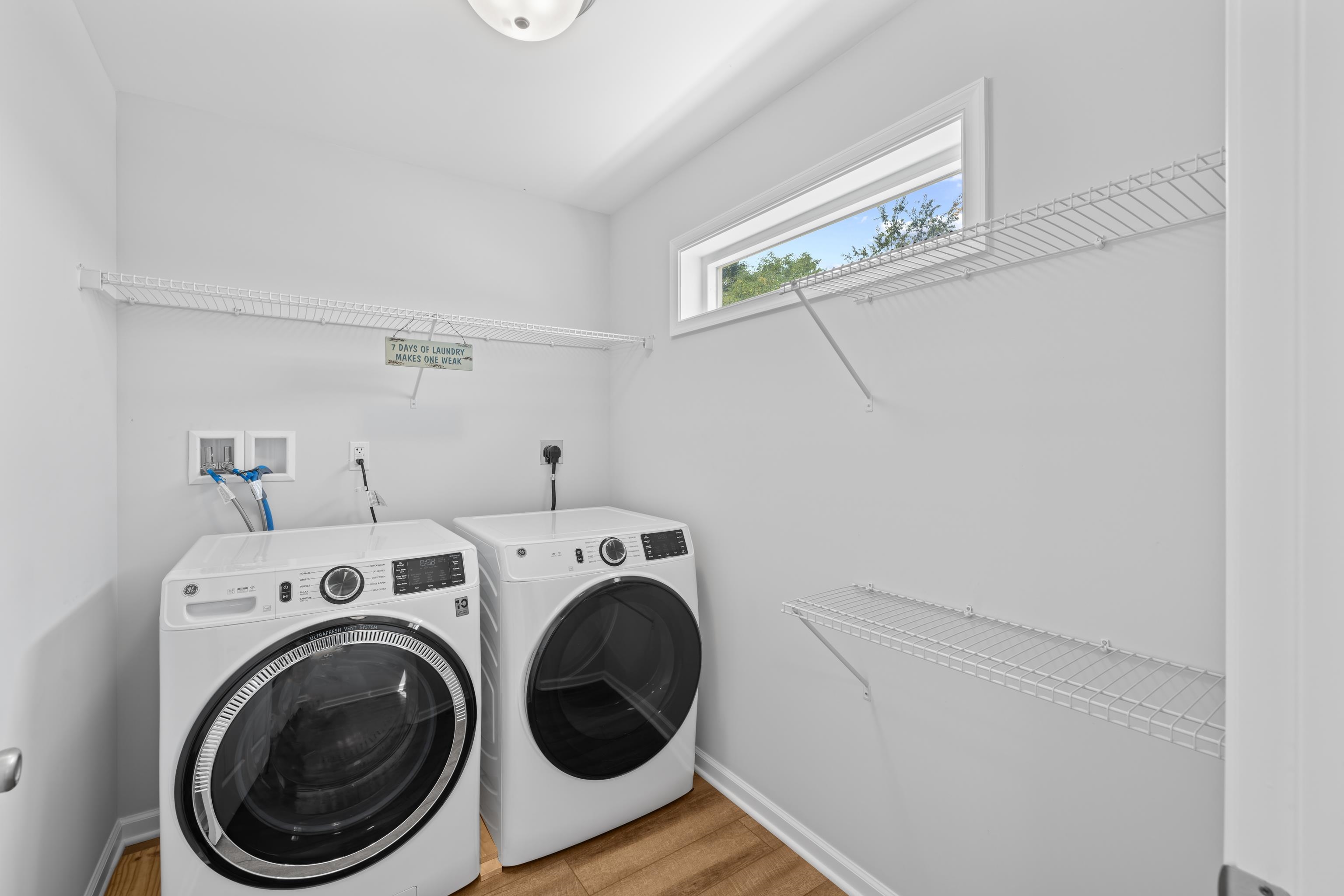 152 LANGLEY DR