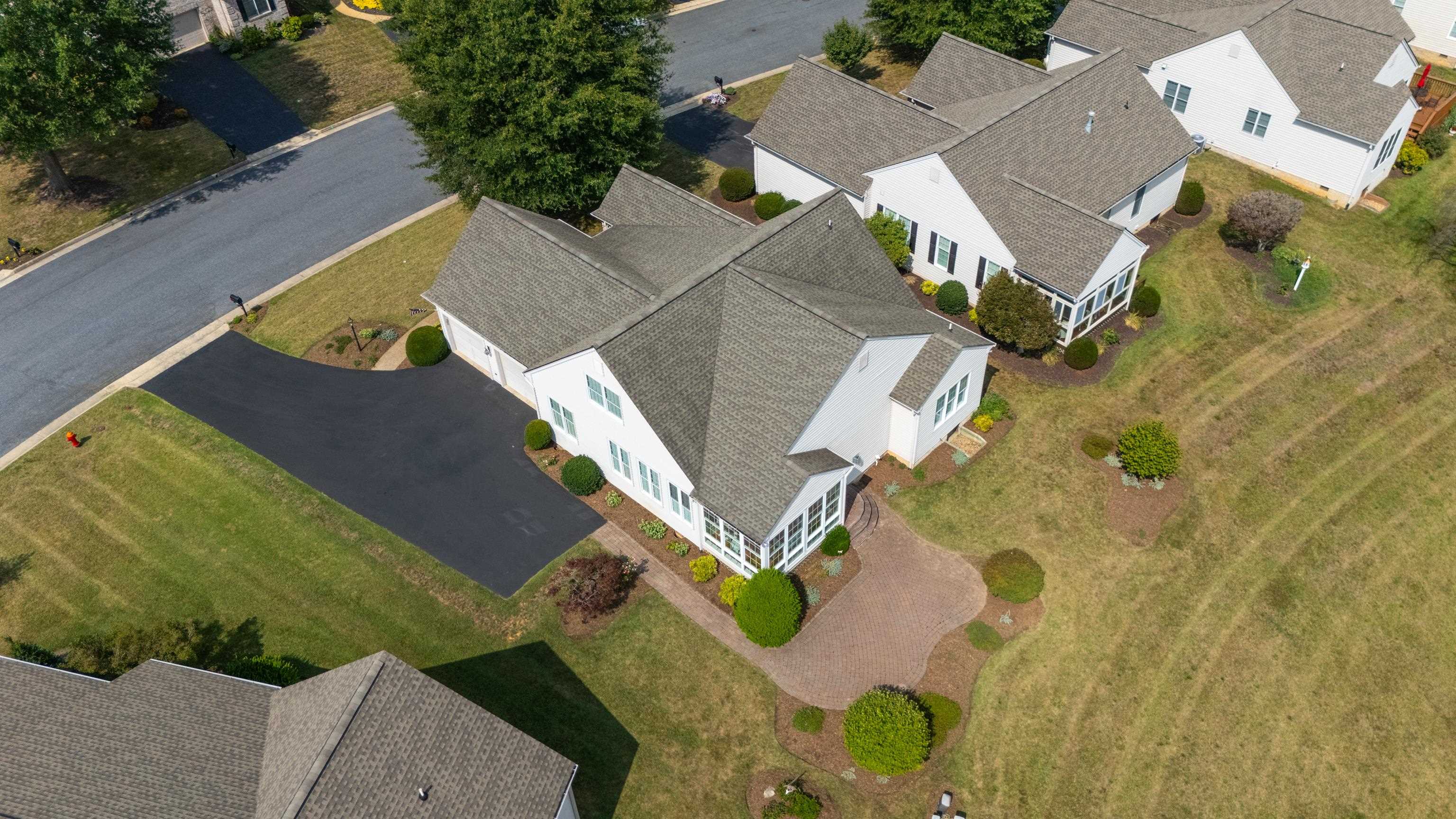 737 GOVERNORS WAY