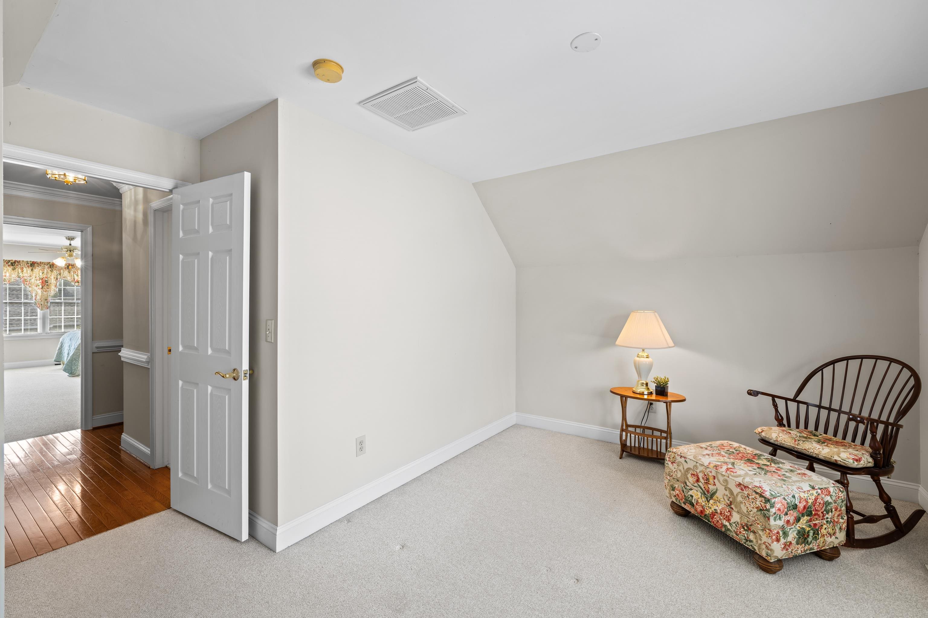 737 GOVERNORS WAY