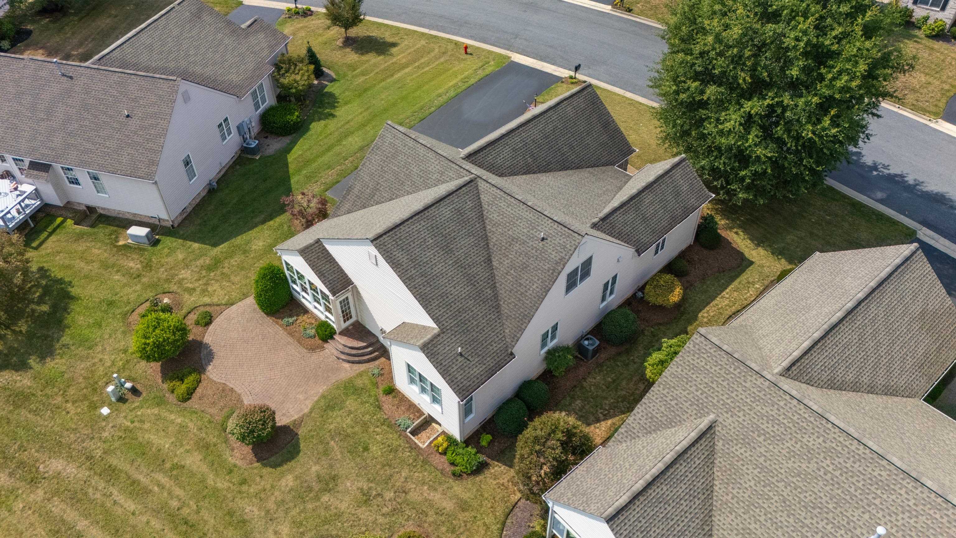 737 GOVERNORS WAY