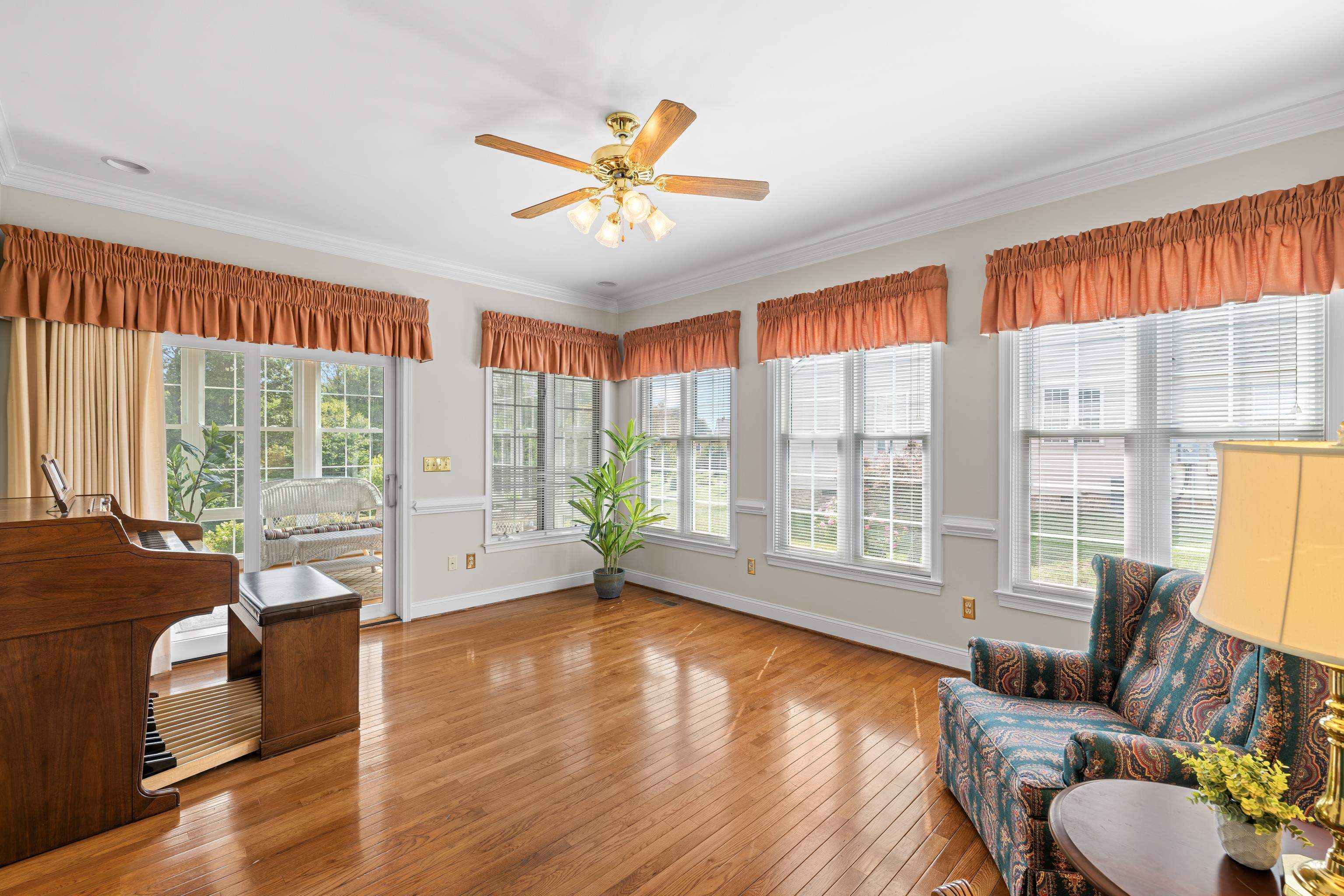 737 GOVERNORS WAY