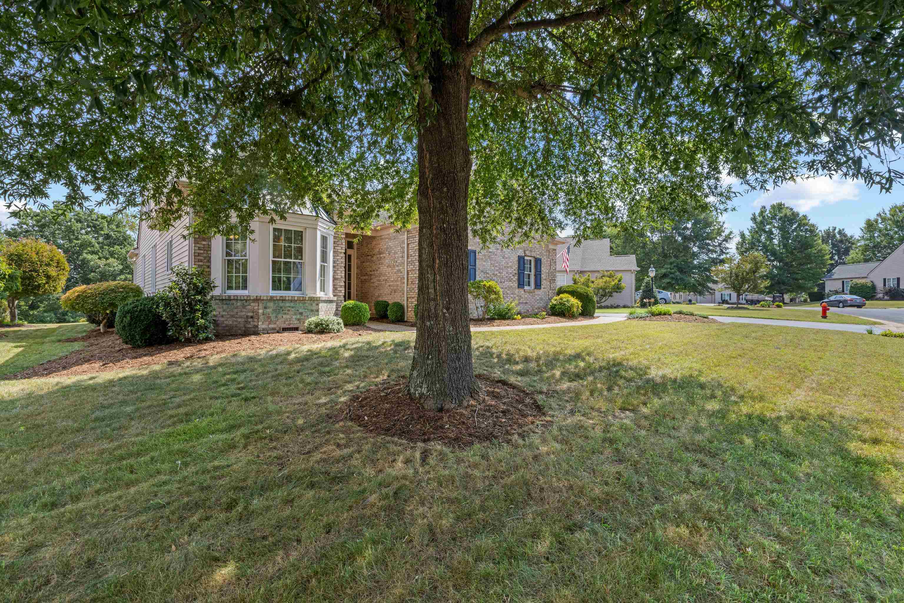 737 GOVERNORS WAY