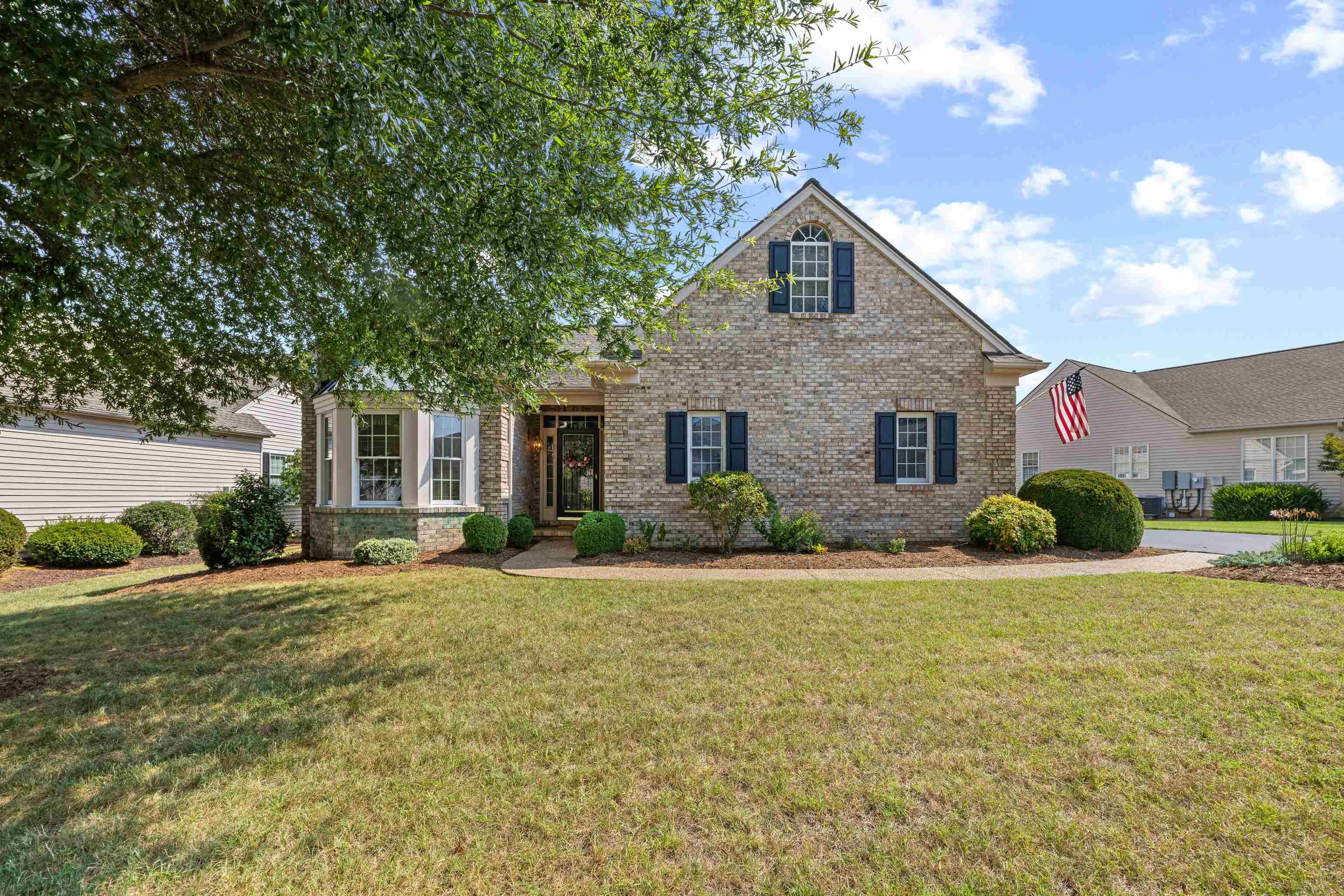 737 GOVERNORS WAY