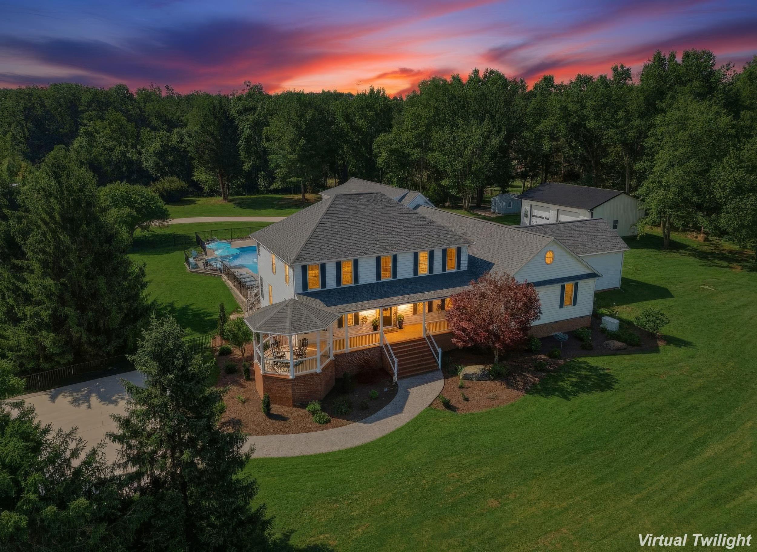 572 AUGUSTA FARMS RD
