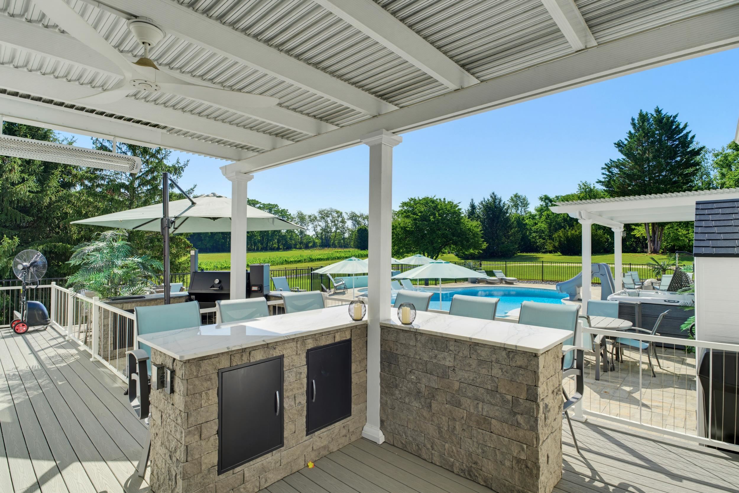 572 AUGUSTA FARMS RD