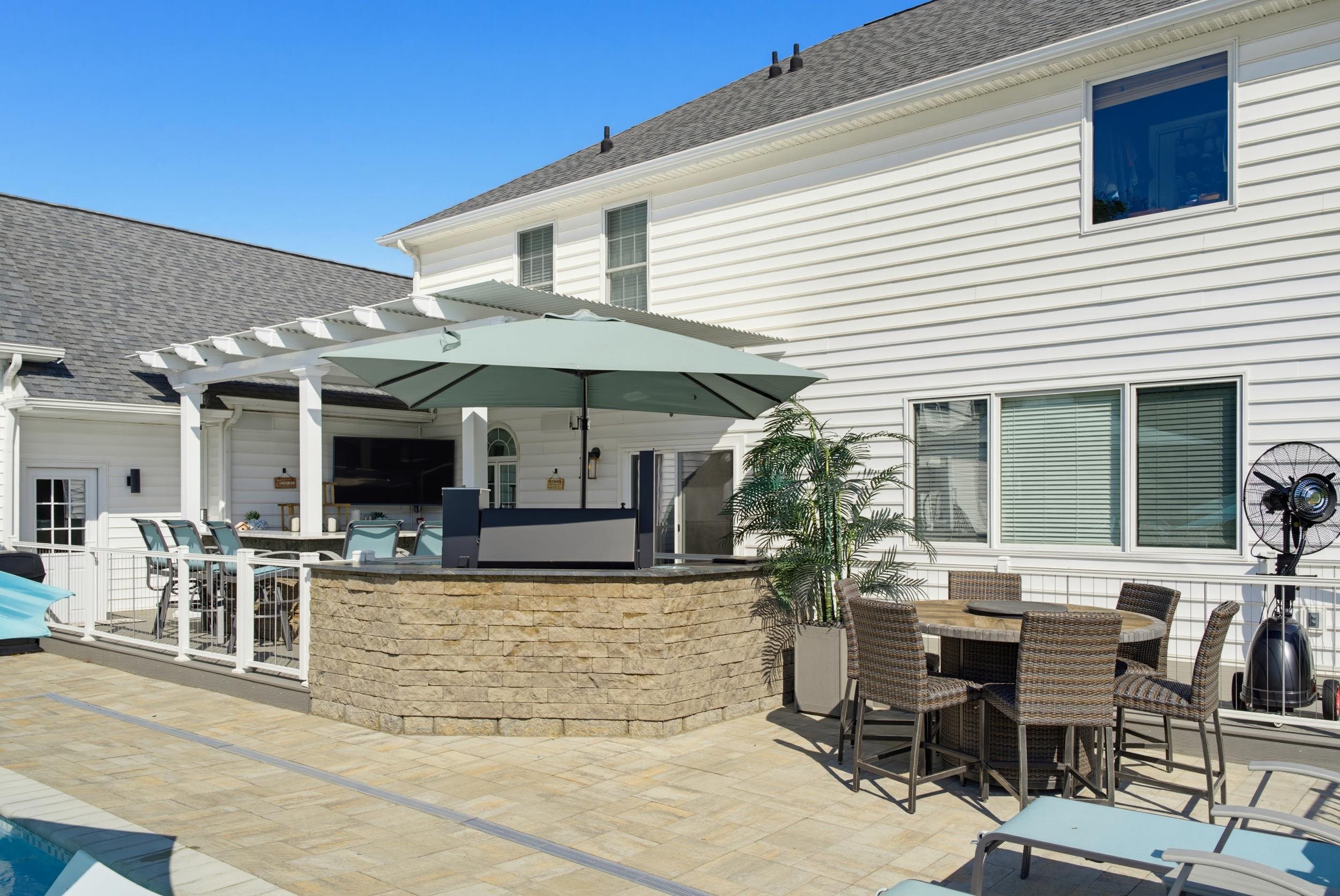572 AUGUSTA FARMS RD