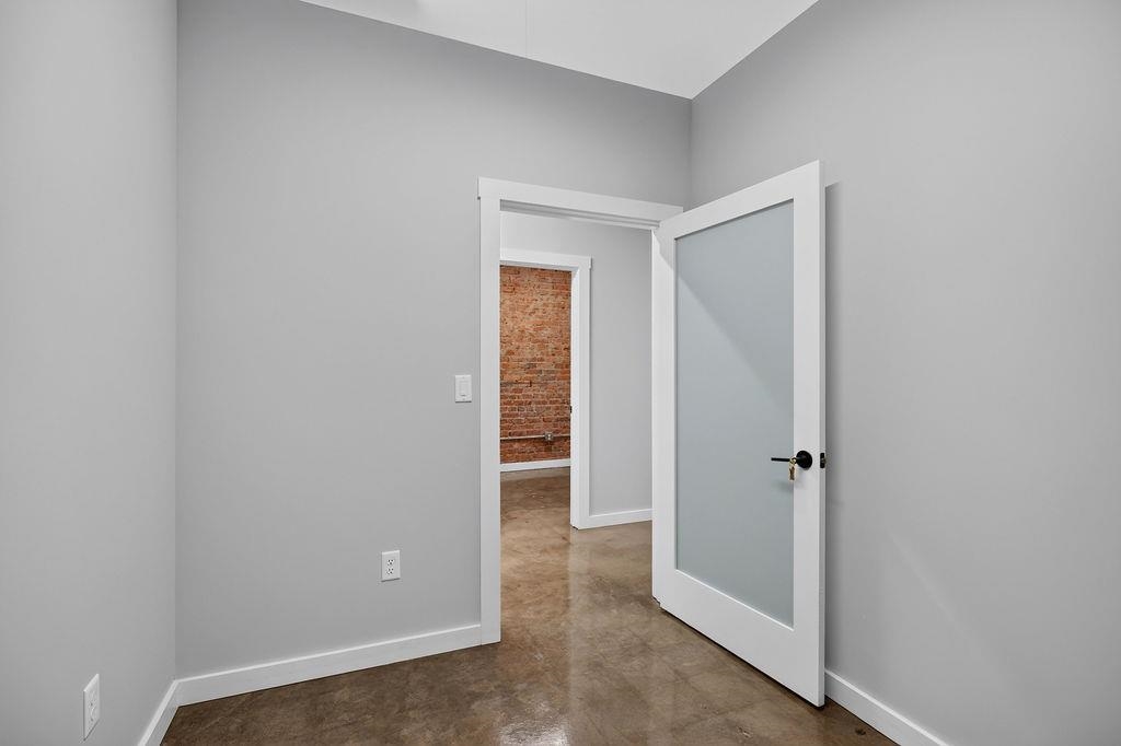 143 N WAYNE AVE