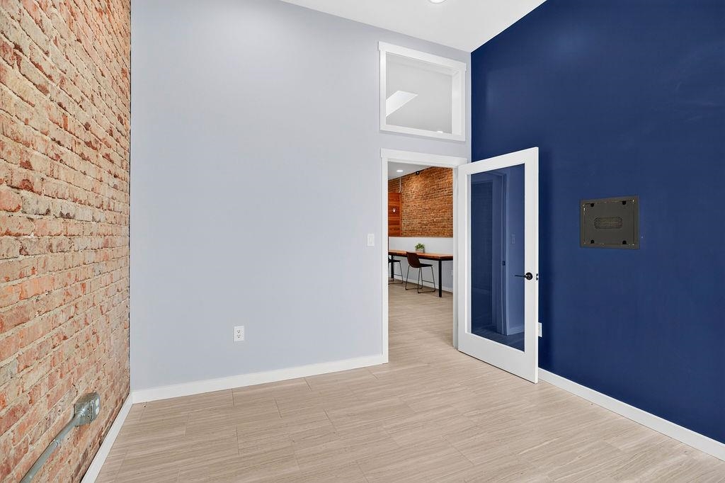 143 N WAYNE AVE