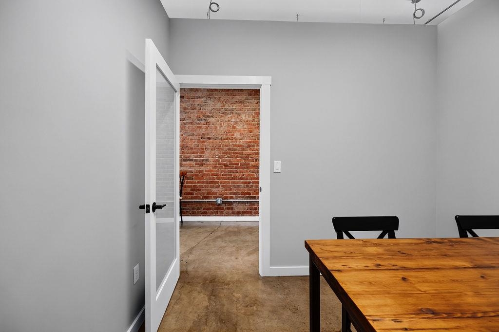 143 N WAYNE AVE