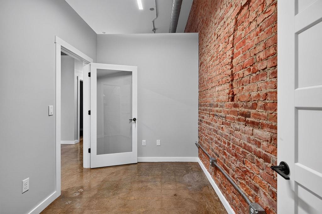 143 N WAYNE AVE