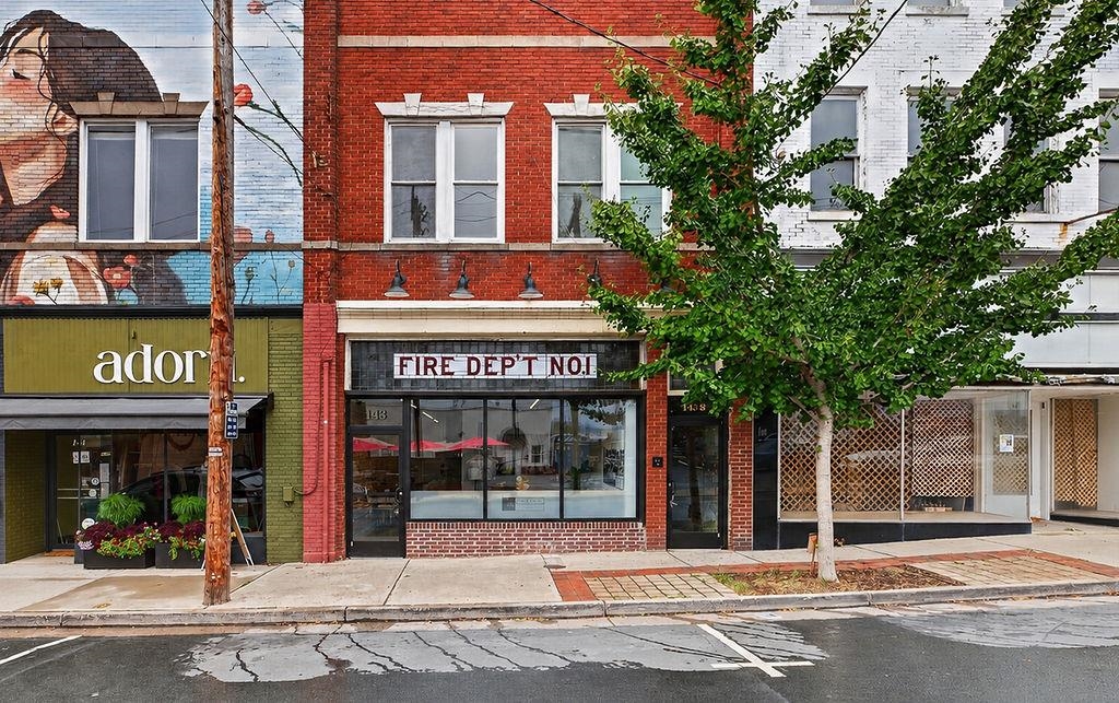143 N WAYNE AVE