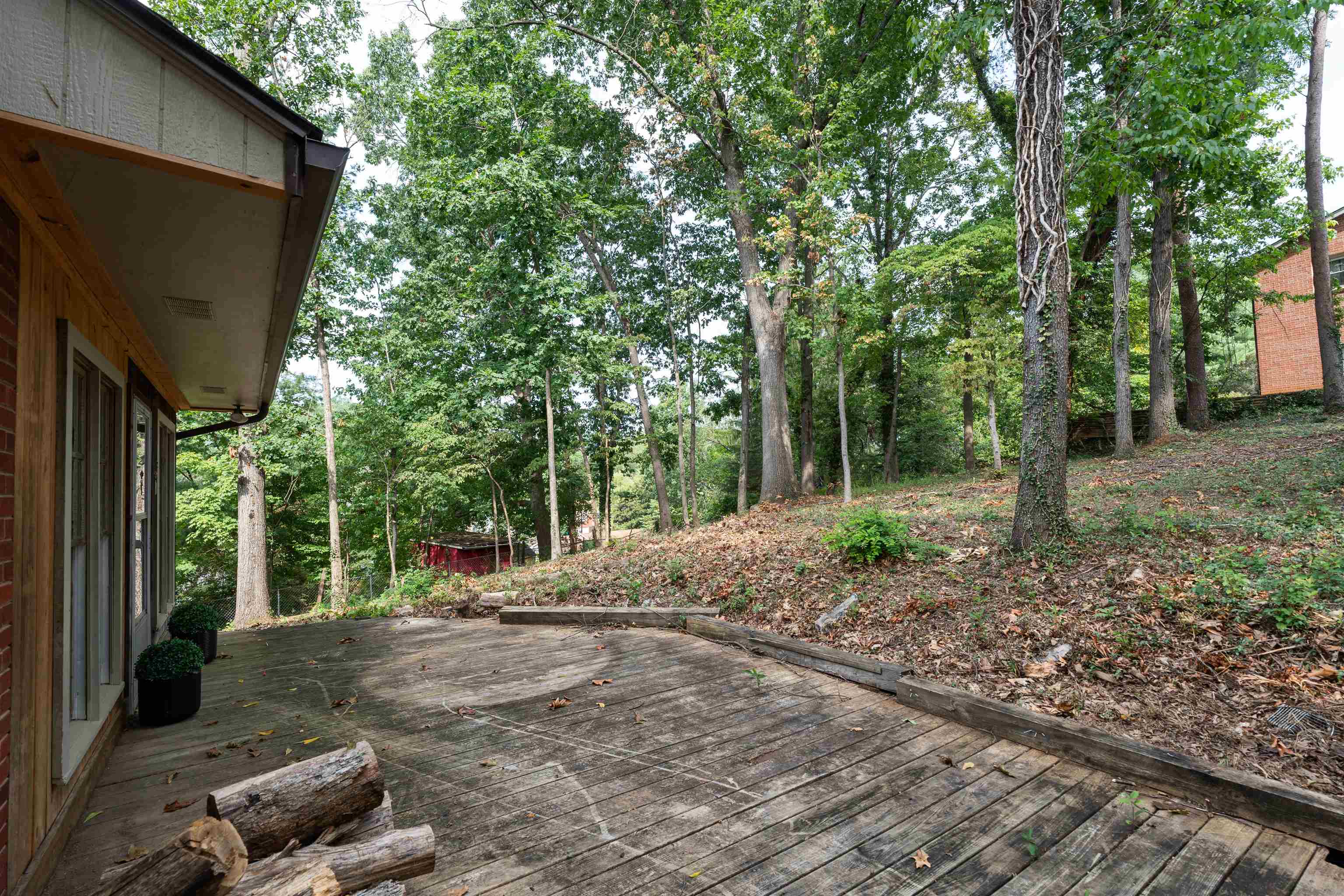 104 GREENWOOD RD