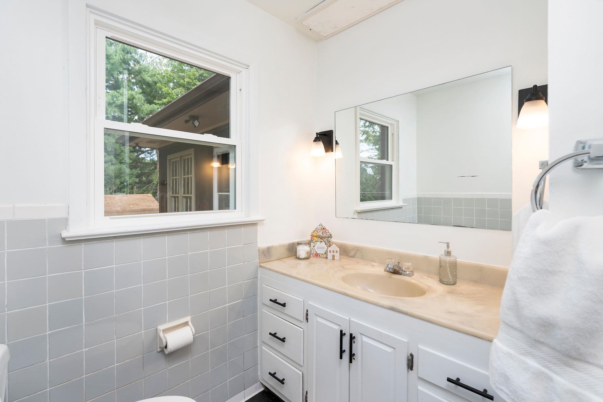 104 GREENWOOD RD